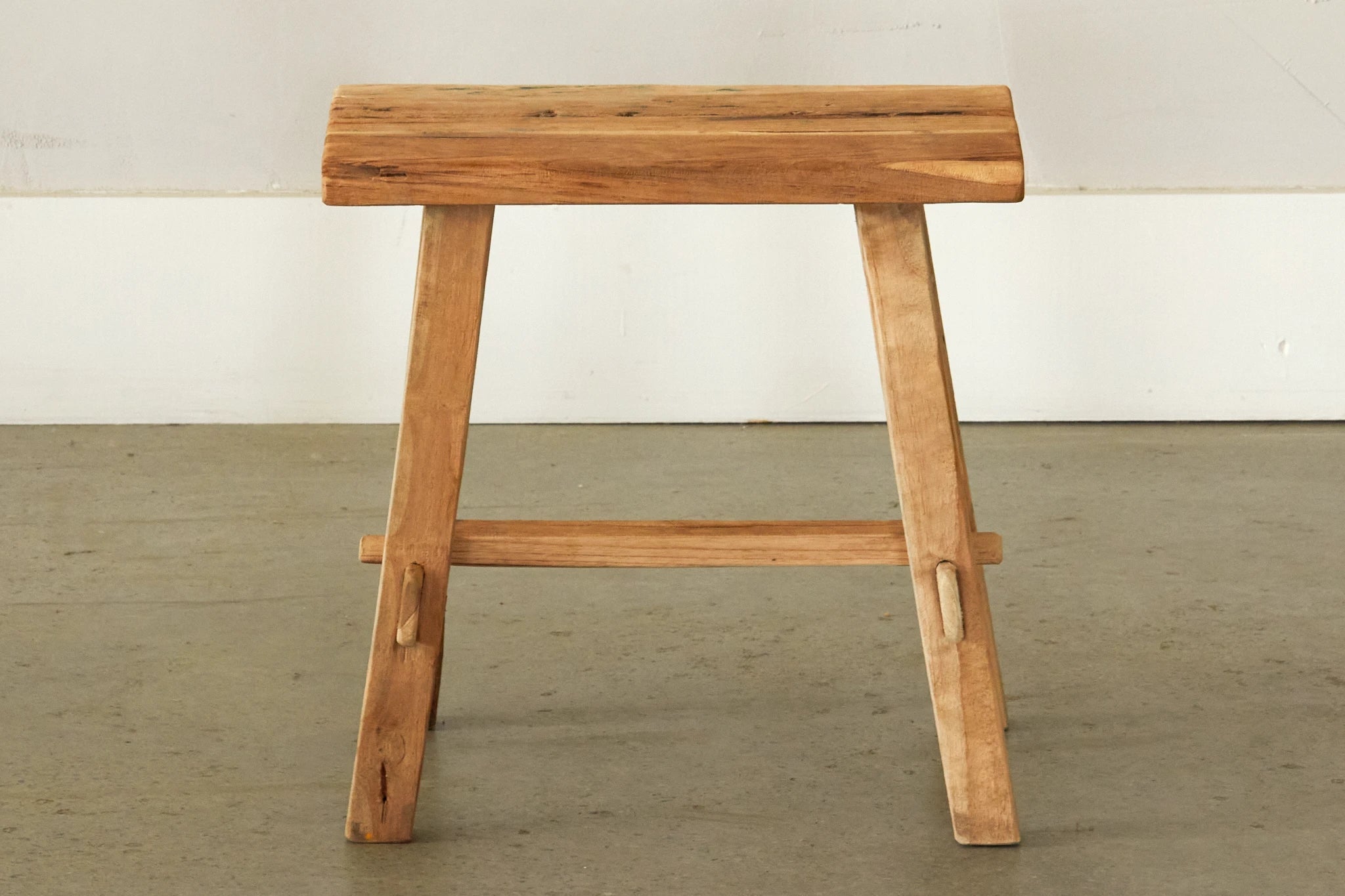Tabouret vintage en teck - Les Trouvailles de JustineTabouretsCRUSOË
