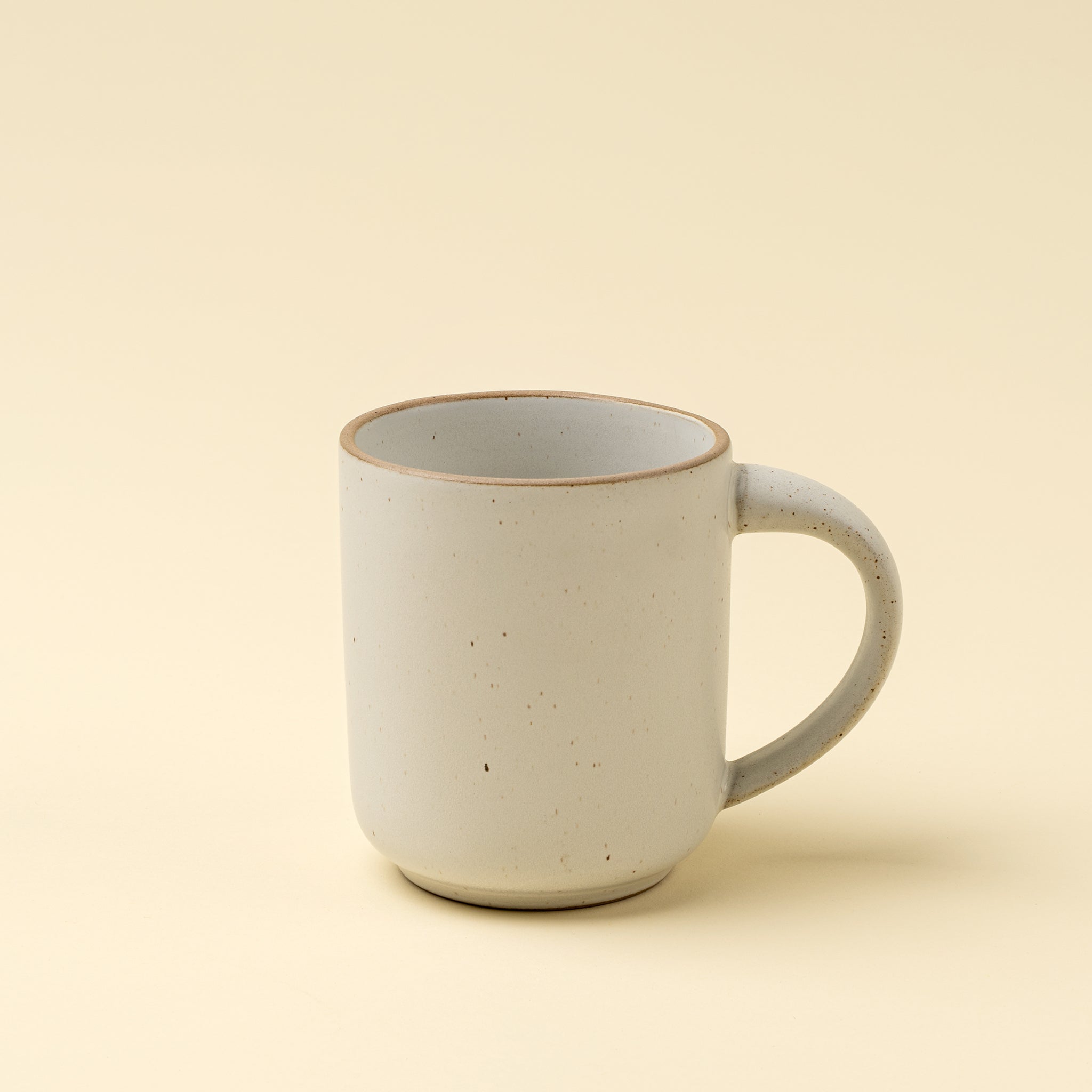 Tasse Rowe | Ivoire | Simplicité Artisanale pour les Rituels du Quotidien | Indaba - Les Trouvailles de JustineIndaba Home