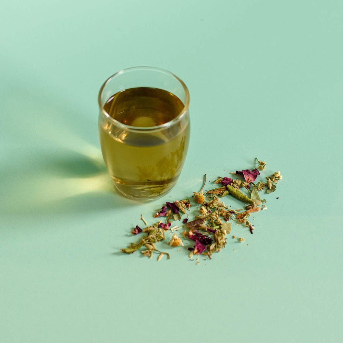 Tisane en vrac | Rose & Camomille - Floèm - Les Trouvailles de JustineTisaneFloèmSac 25g / Vrac