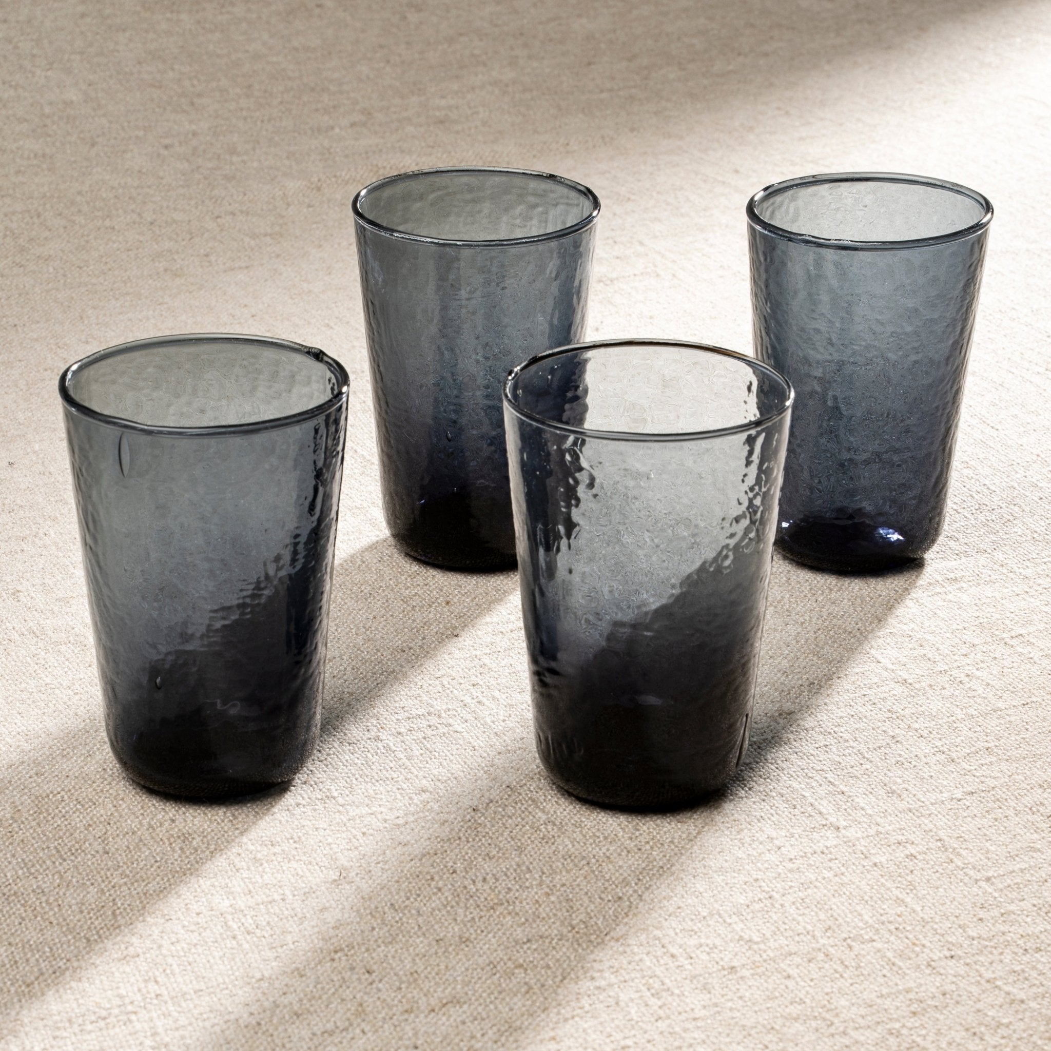 Verre Valdes Fumé | Façonné à la Main | Verre Soufflé - Les Trouvailles de JustineIndaba Home