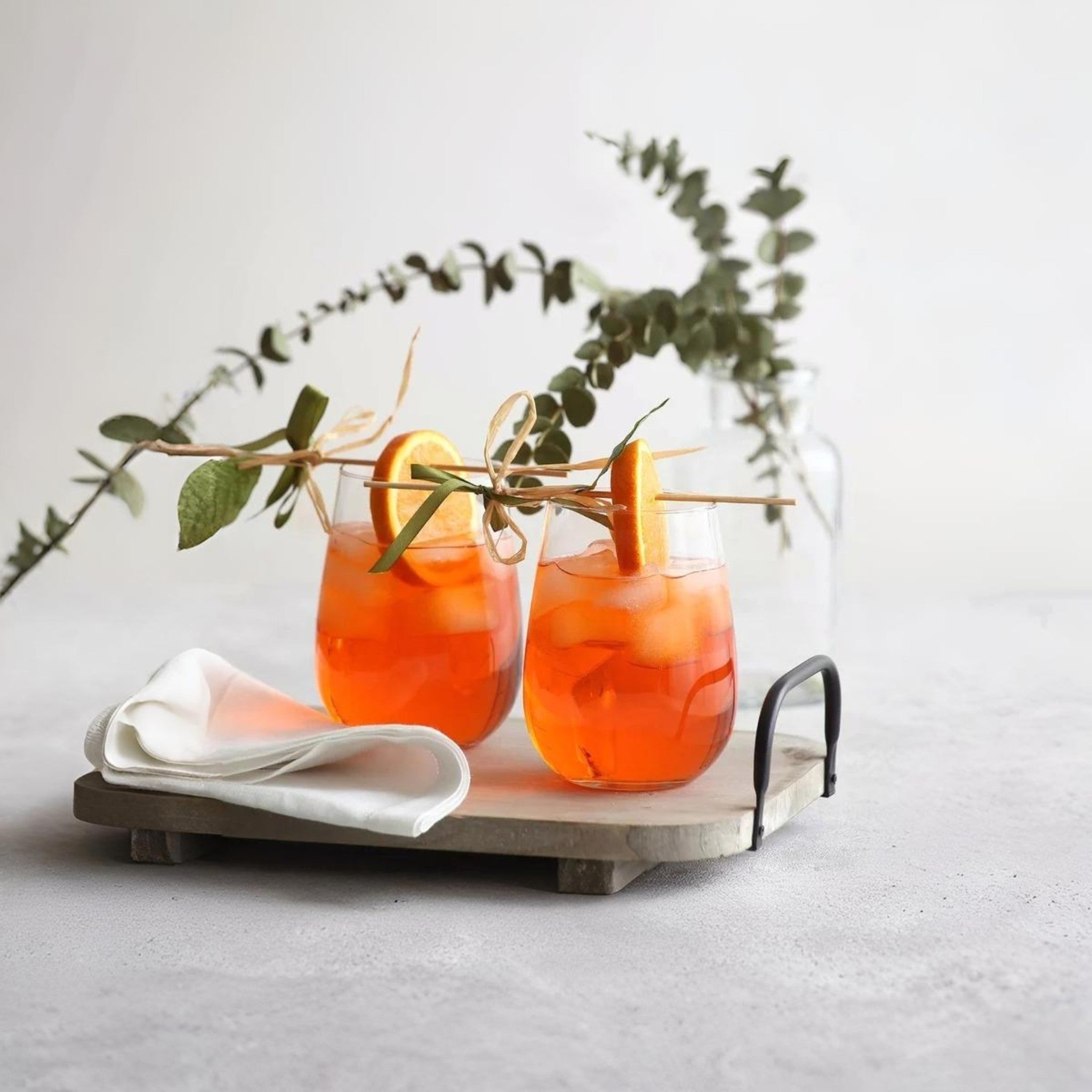 Ensemble de 6 verres à vin sans pied LAV GAIA de 475 mL en verre transparent au design moderne et élégant.