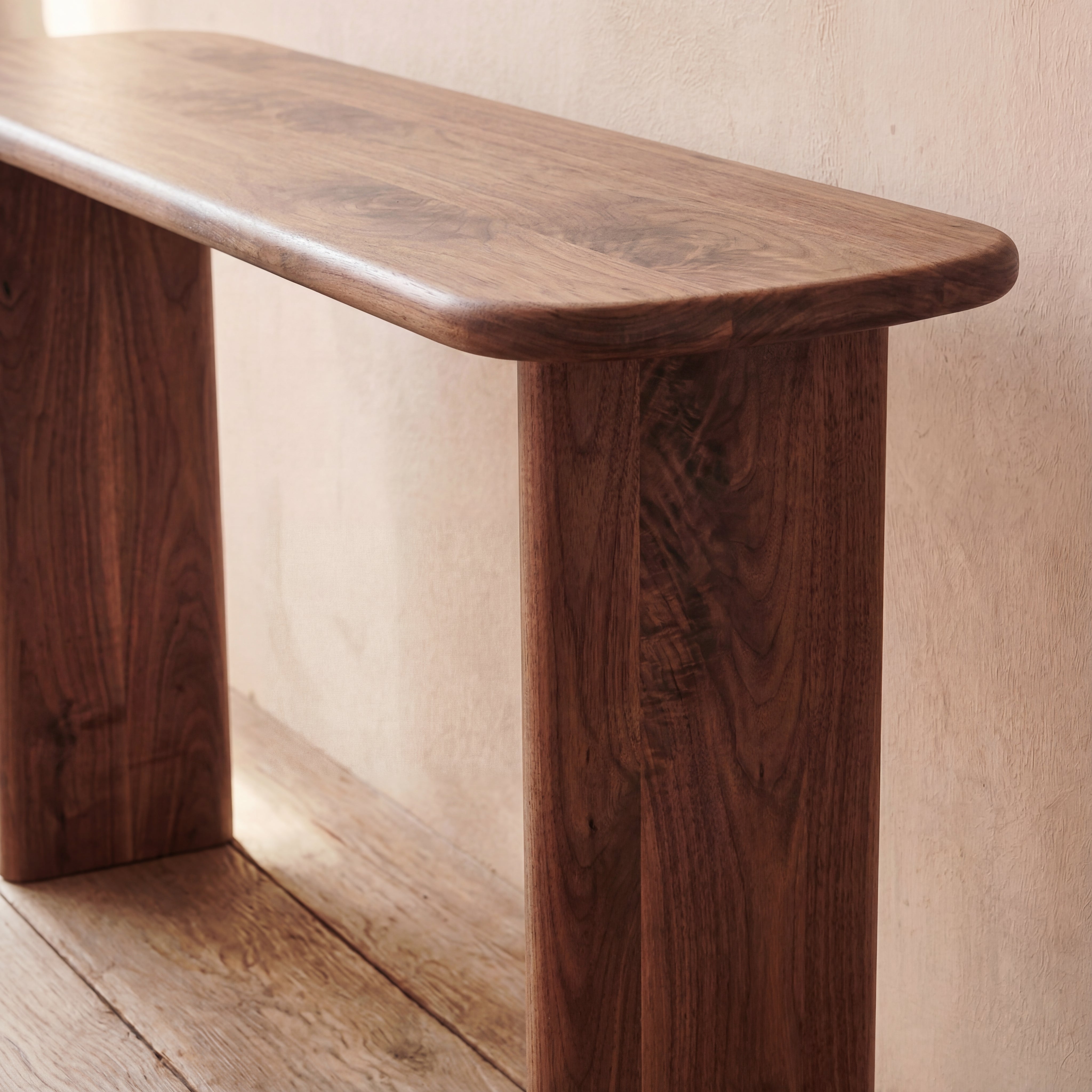 Table console 60 po en noyer | Fait à la main par Omba