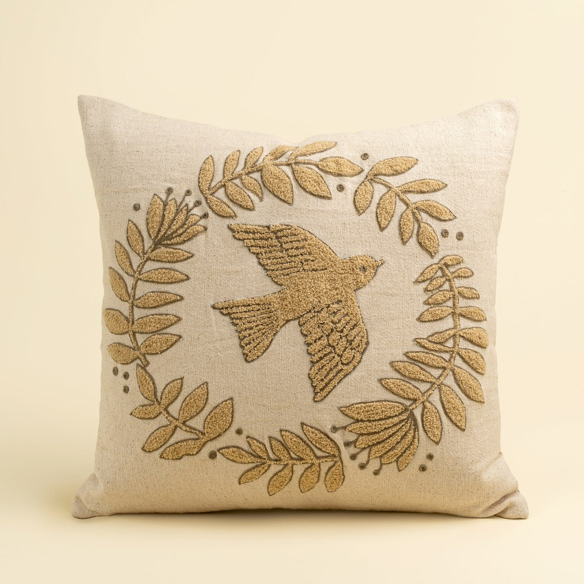 Coussin Peace Dove | Colombe brodée en relief | 20 x 20 po