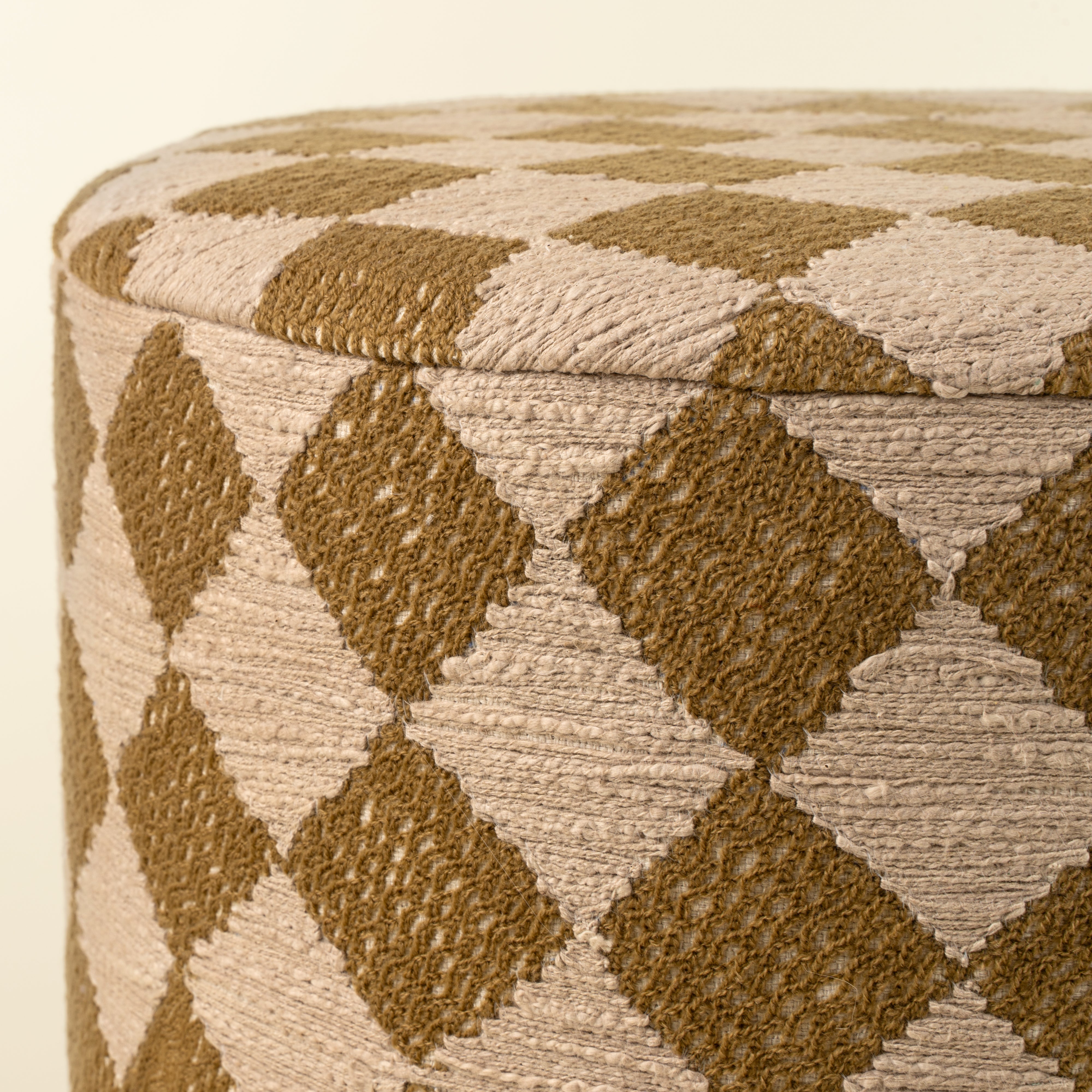 Tabouret rembourré Textured Check | Bois de manguier & coton | Fait à la main