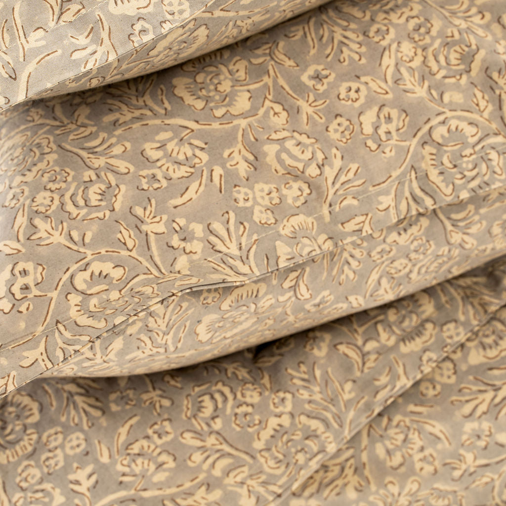 Ensemble Housse de Couette Queen Anju à Motif Imprimé à la Main | Bleu-Gris