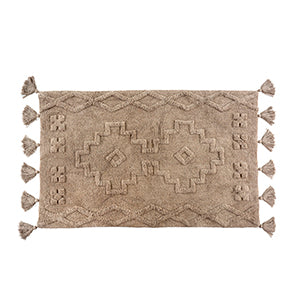Tapis de bain taupe à motifs géométriques et pompons