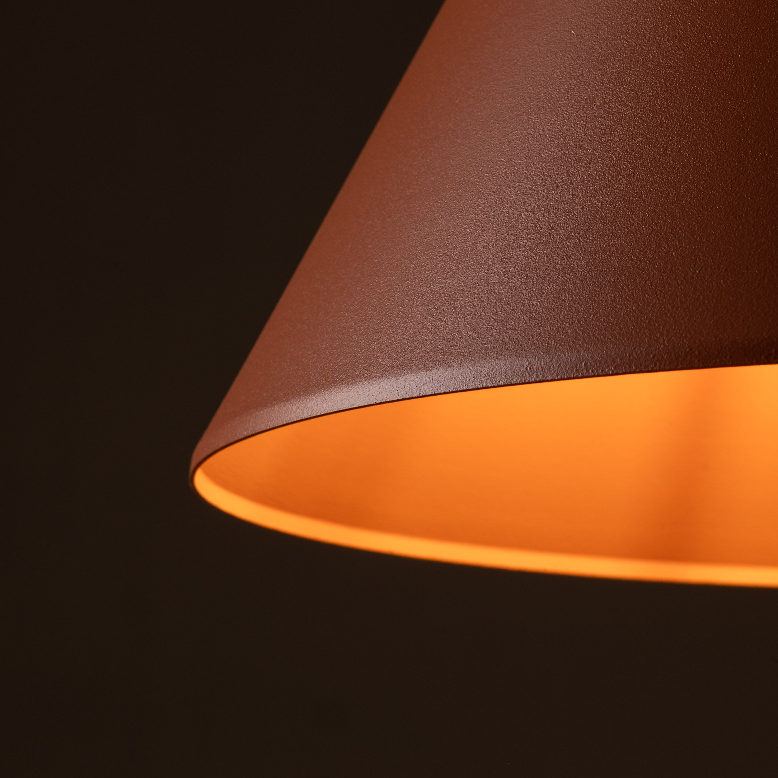 Suspension CONO | Grand format | Design minimaliste moderne | Style loft | LumoCraft