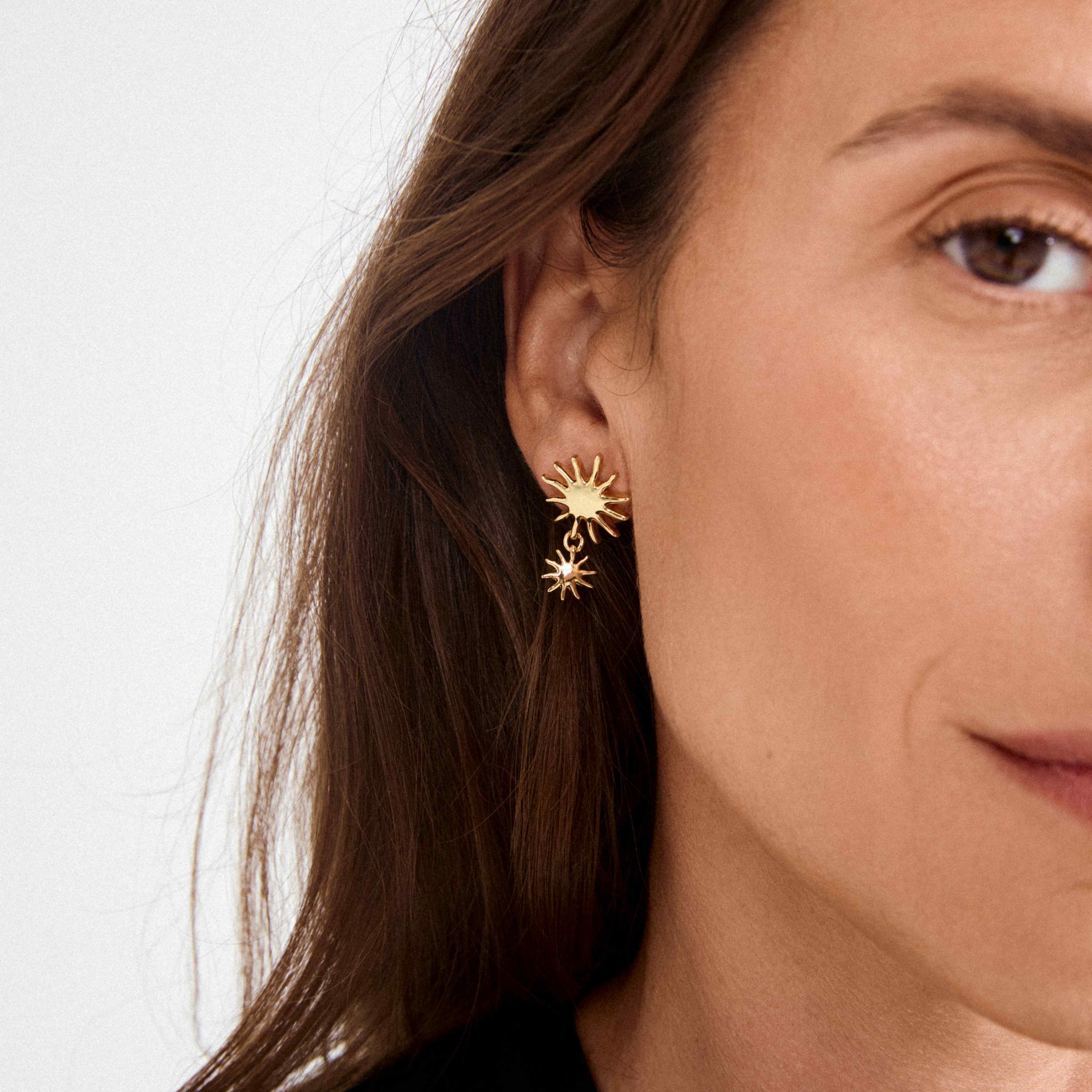 LYRICUS recycled sun pendant earrings