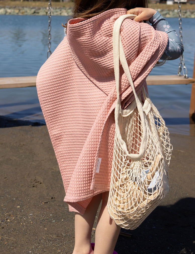 Poncho gaufré enfant sortie de bain et plage | 100 % coton | Maminimerveille