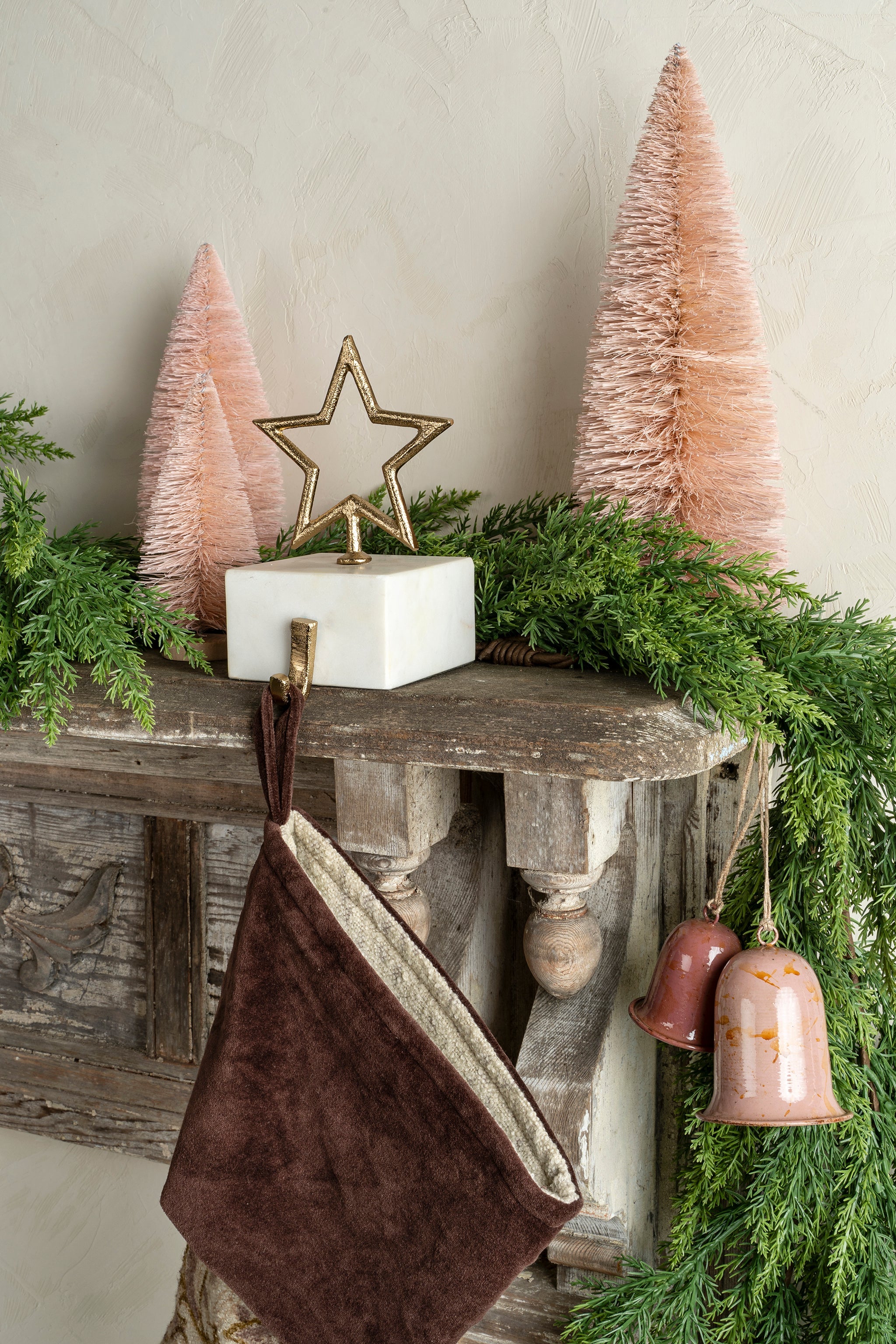 Porte-Bas de Noël Étoile en Marbre | Façonné à la Main | Éclat Doré Festif