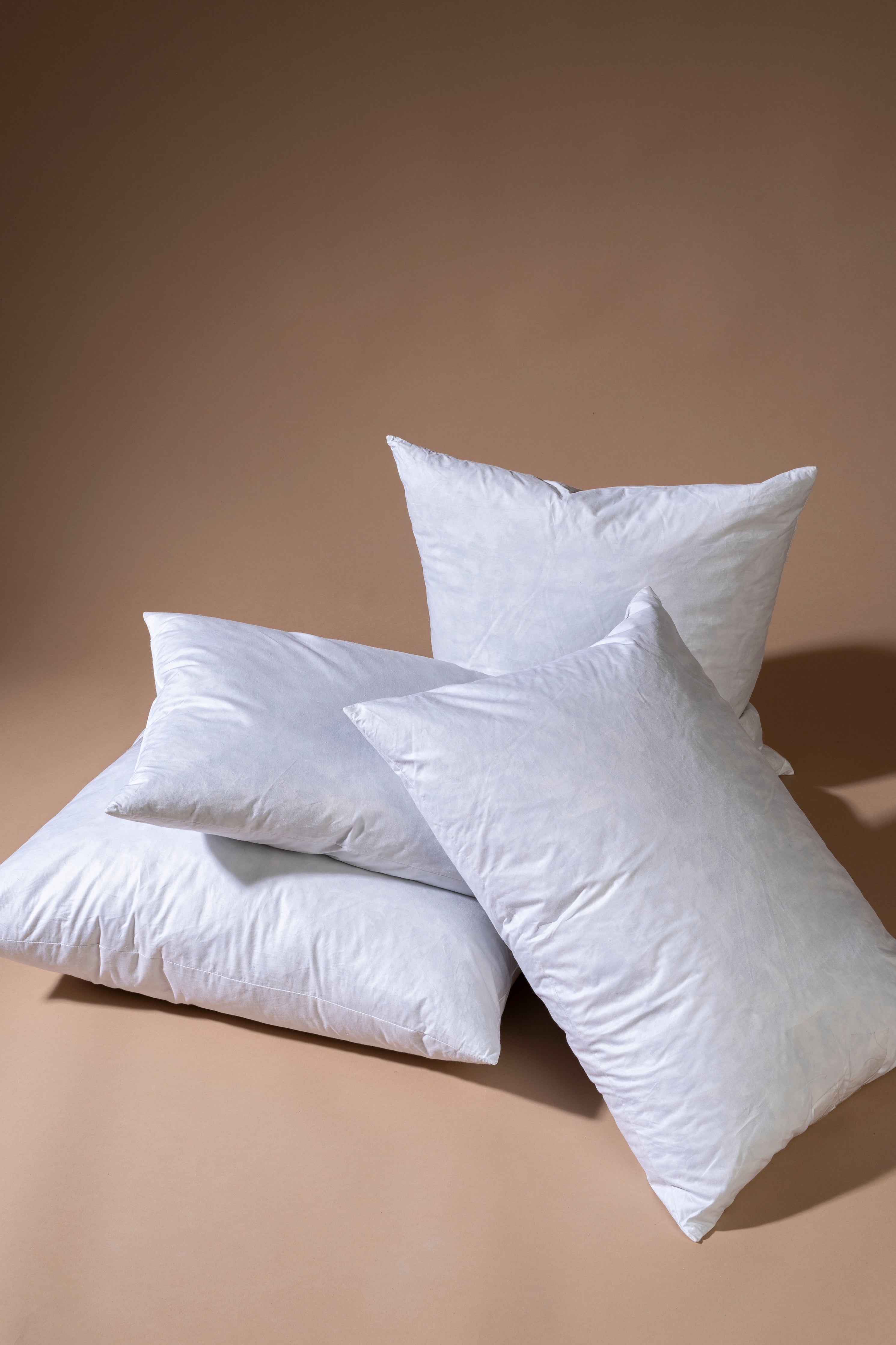 Coussin Lina en Lin | 61x61 cm | Fait à la main | Almond