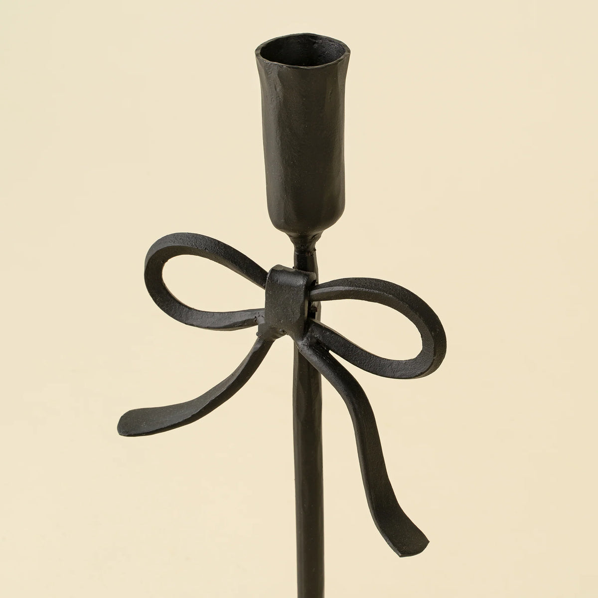 Bow Forged Candlestick S, Black