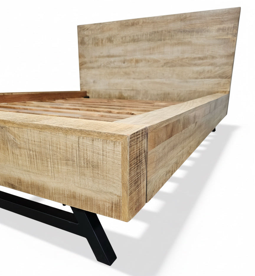 Cadre de Lit King en bois massif de Manguier