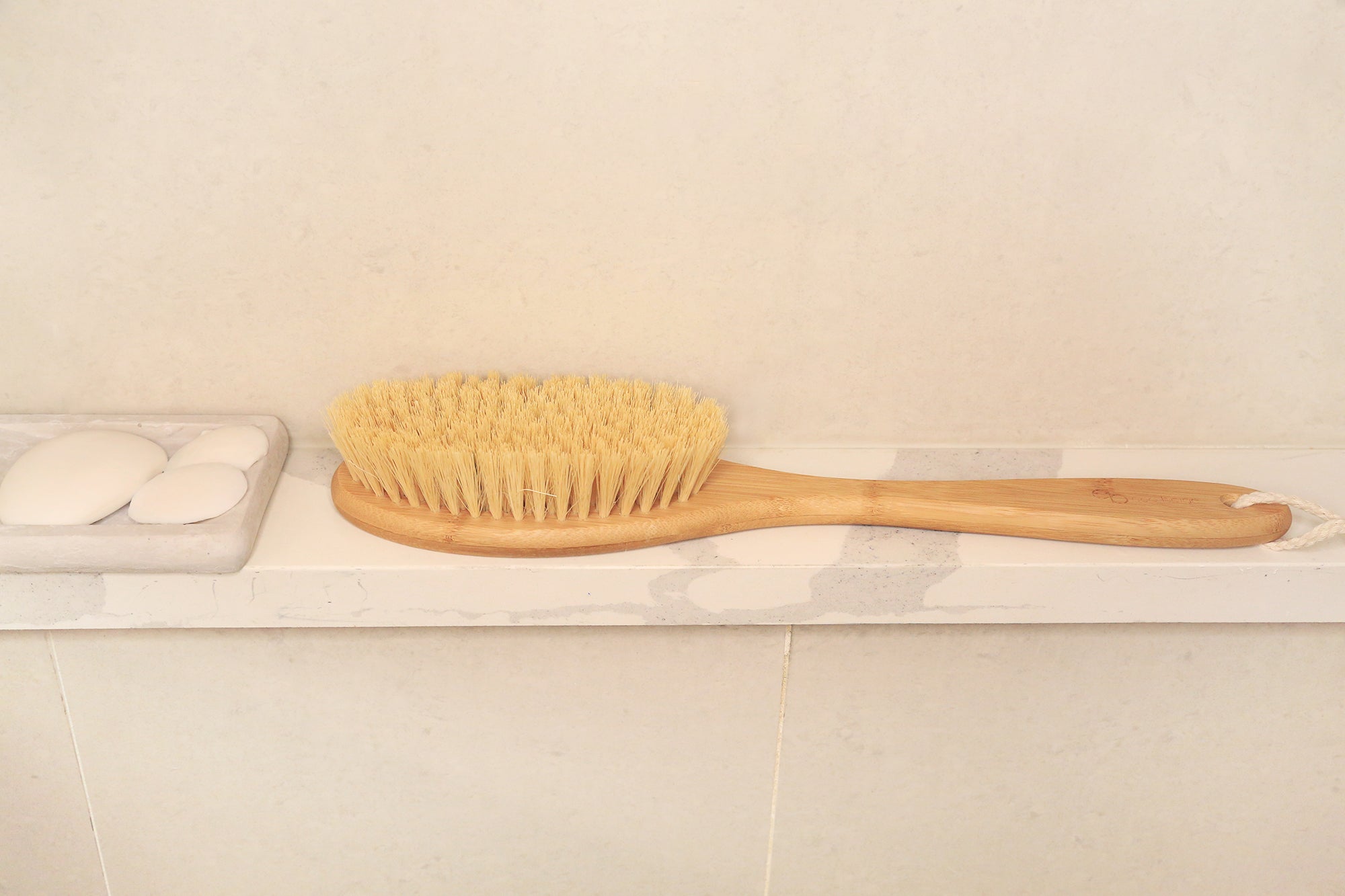 Brosse exfoliante dorsale en chanvre naturel | Bambou | Végan et compostable
