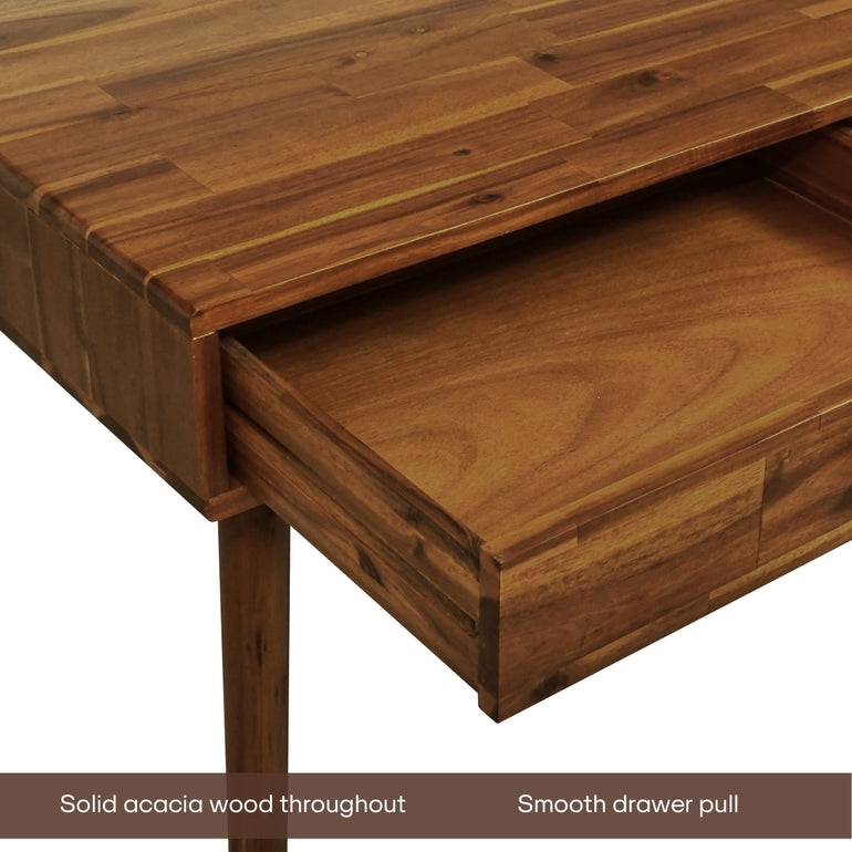 Bureau en bois brun : coin arrondi, bord lisse et tiroir avec poignée intégrée.