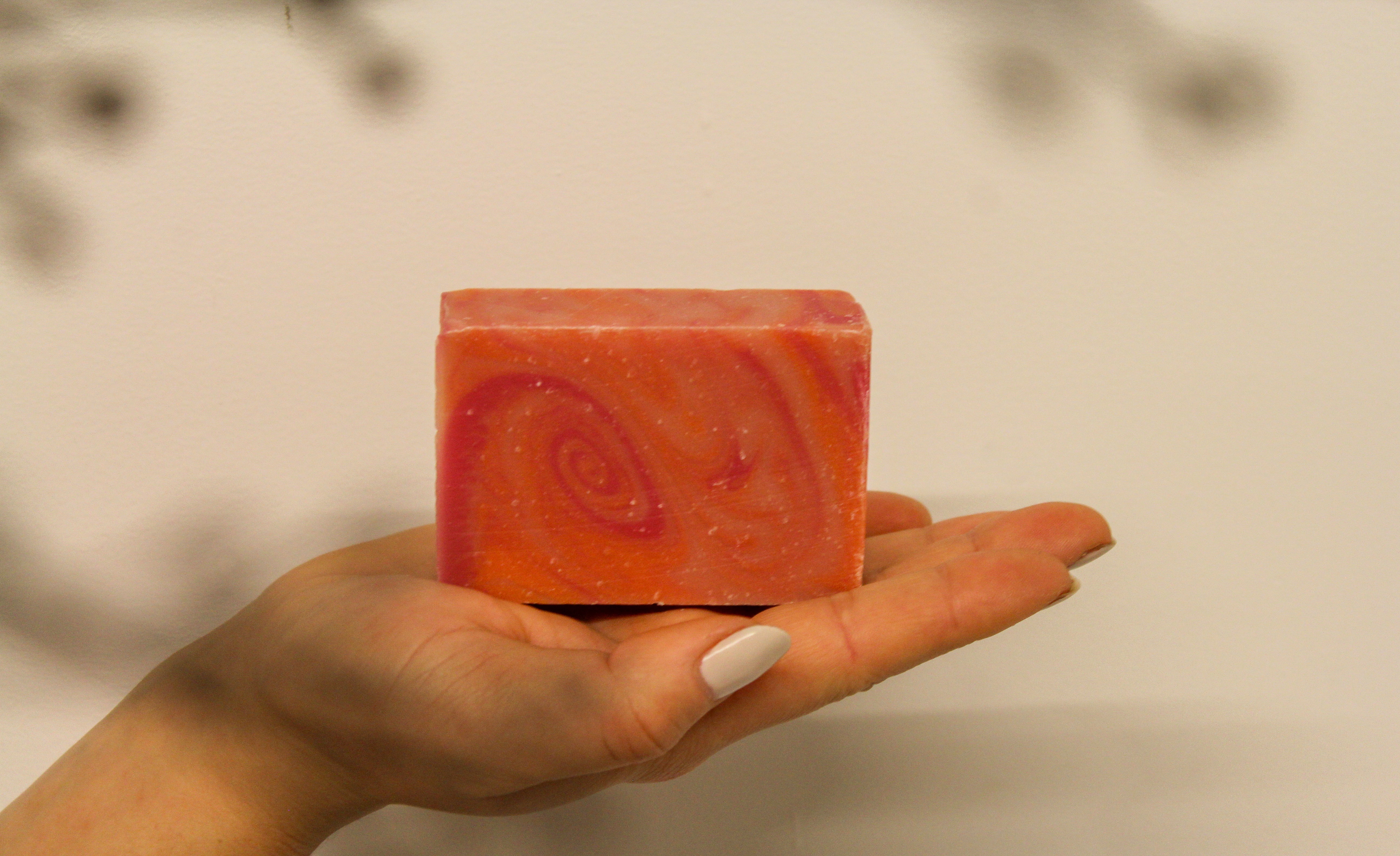 Savon en barre Pamplemousse rose | Fait à la main au Québec | Végan | La Shop à Savons