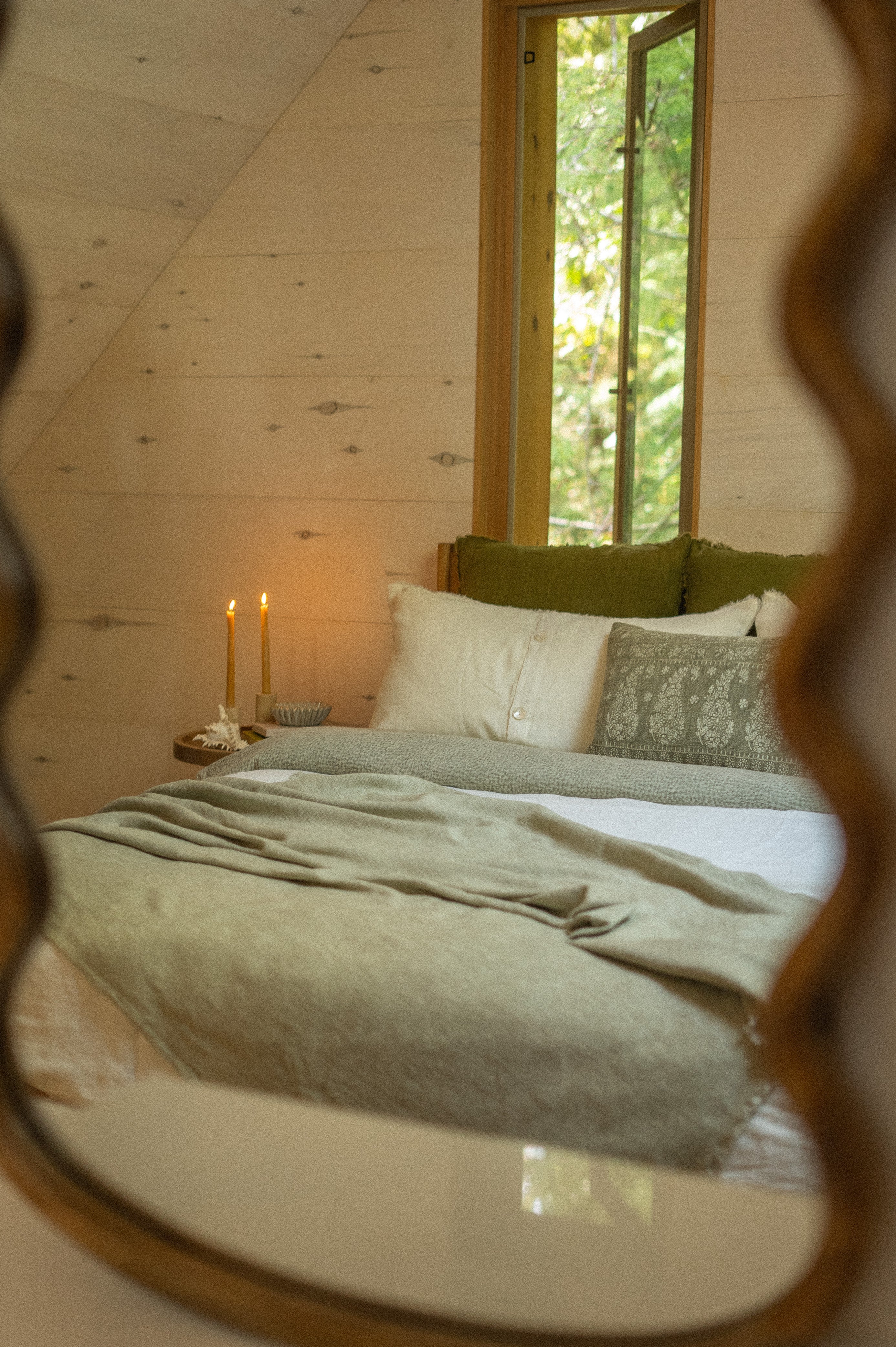 Couverture de lit Johri cousue à la main | Pierre