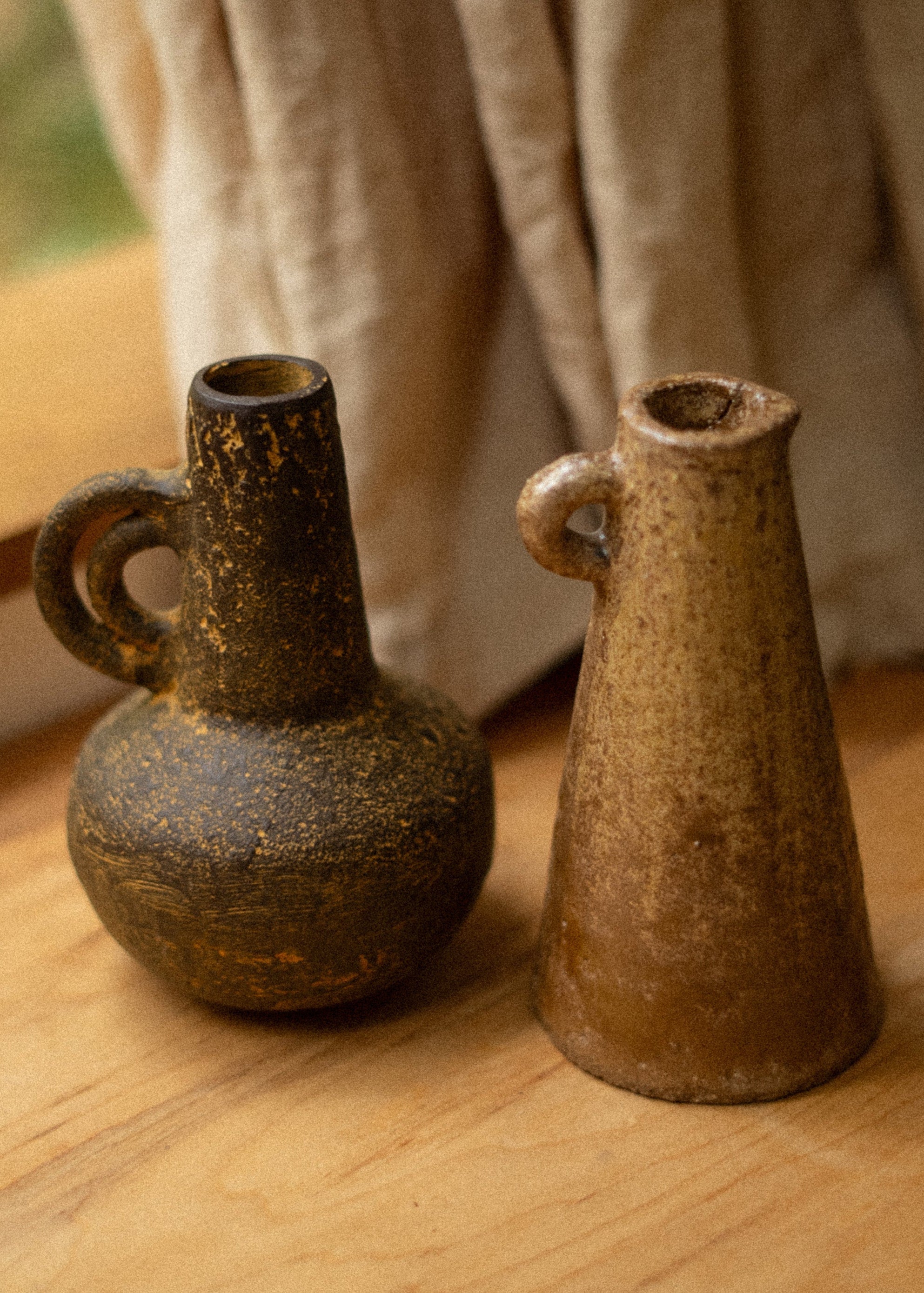 Vase Miniature Terra Façonné à la Main | Aluminium