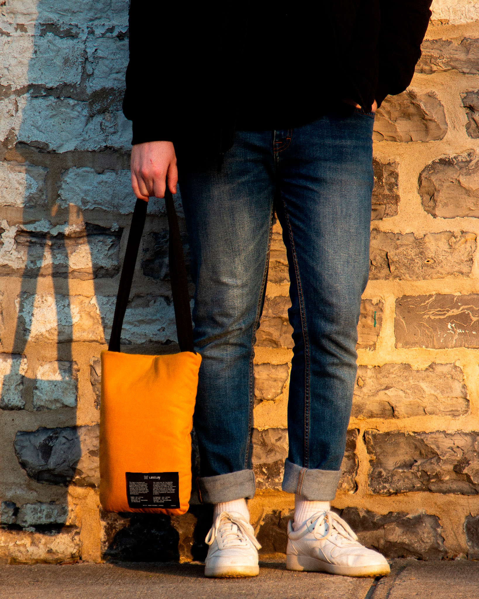 "Tote bag" style insulated cooler bag