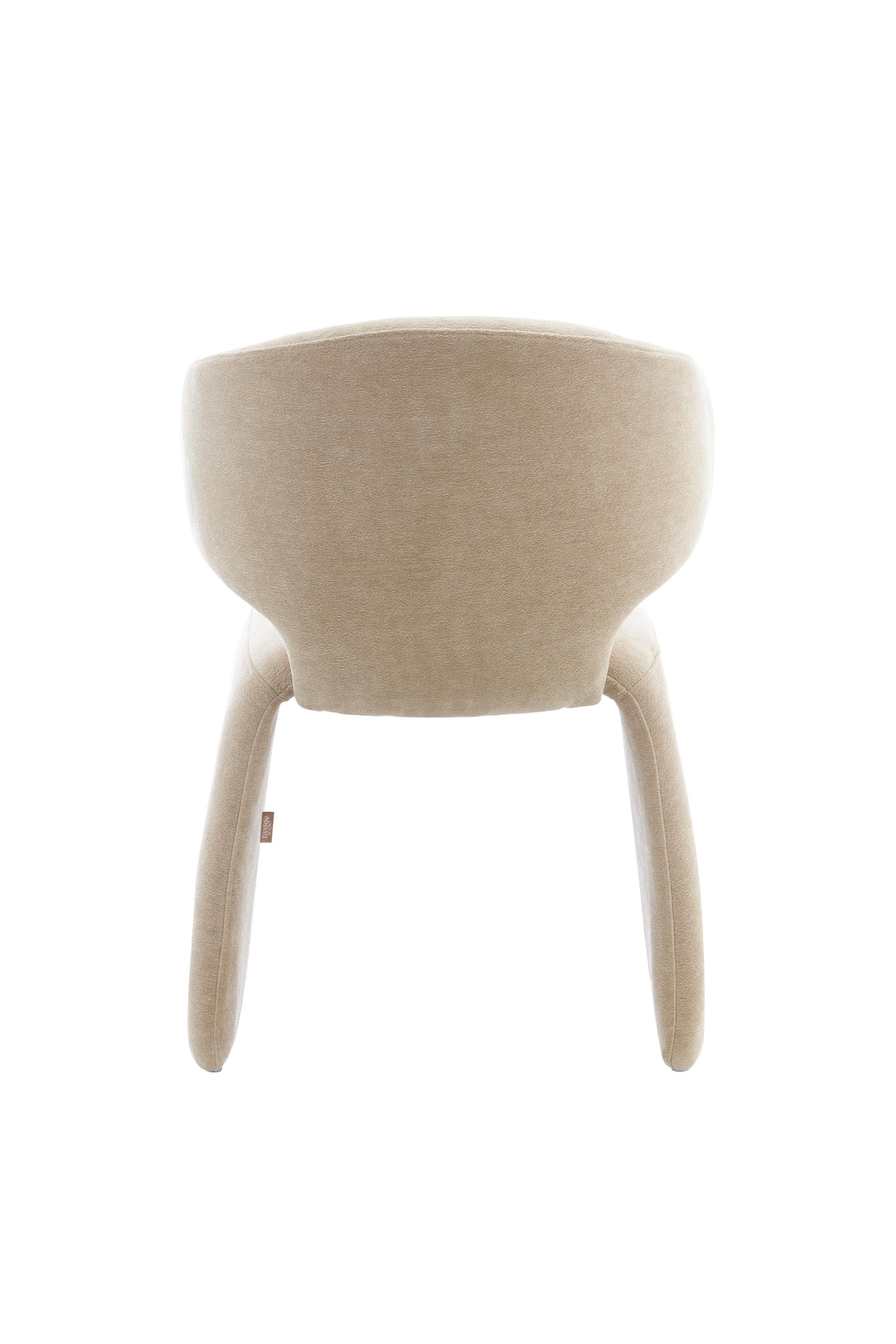 Chaise de salle à manger Oriana moderne sculptée | 2 teintes disponibles