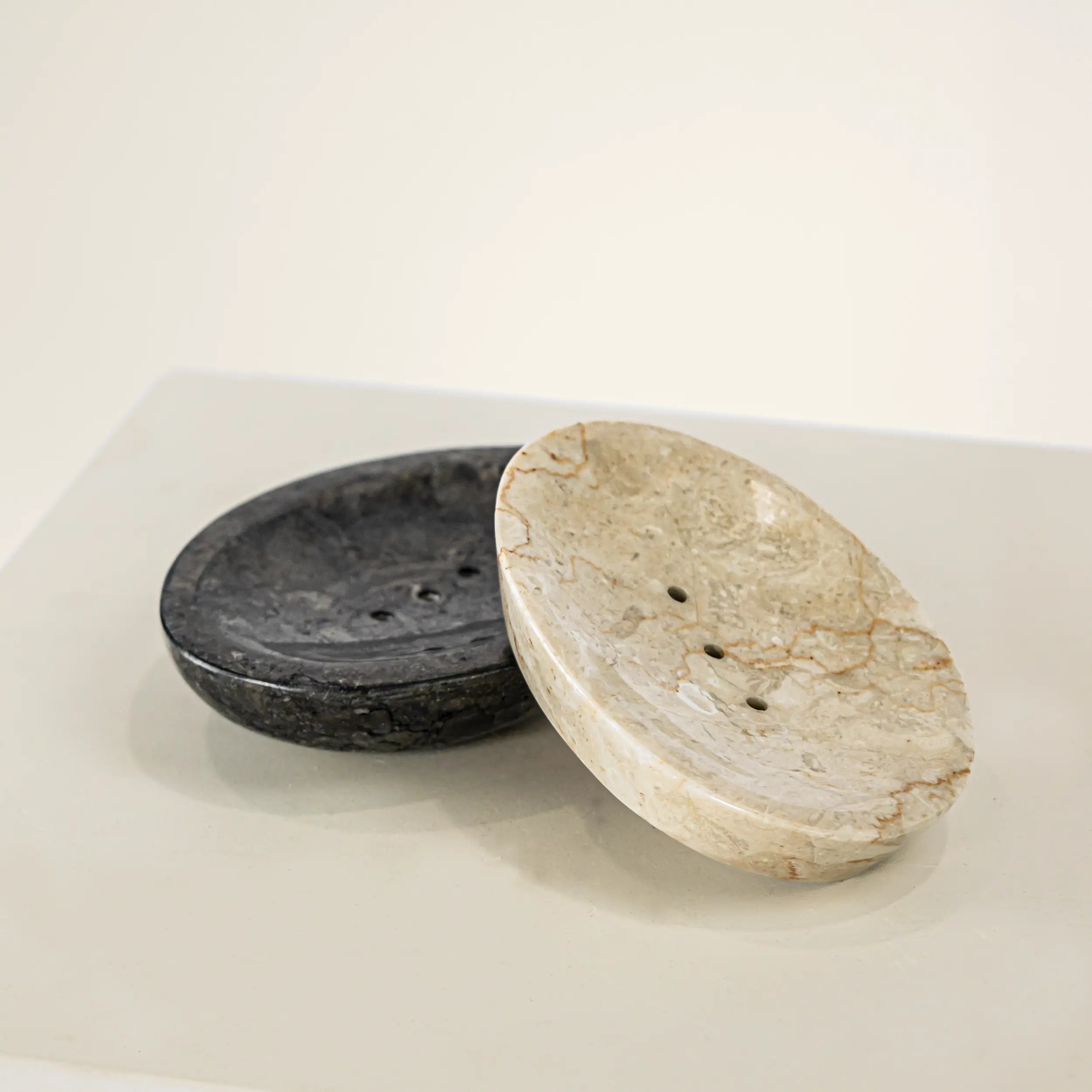 Porte-savon en marbre | Fabrication artisanale et durable | Noir ou crème