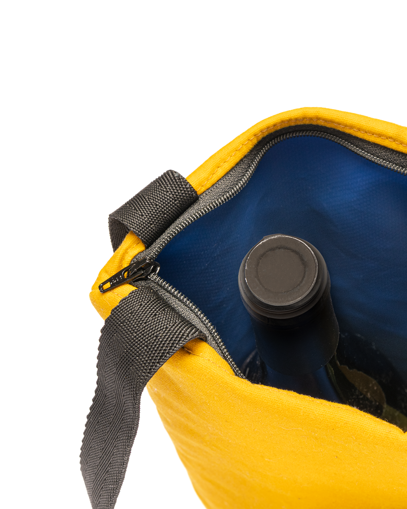 "Tote bag" style insulated cooler bag