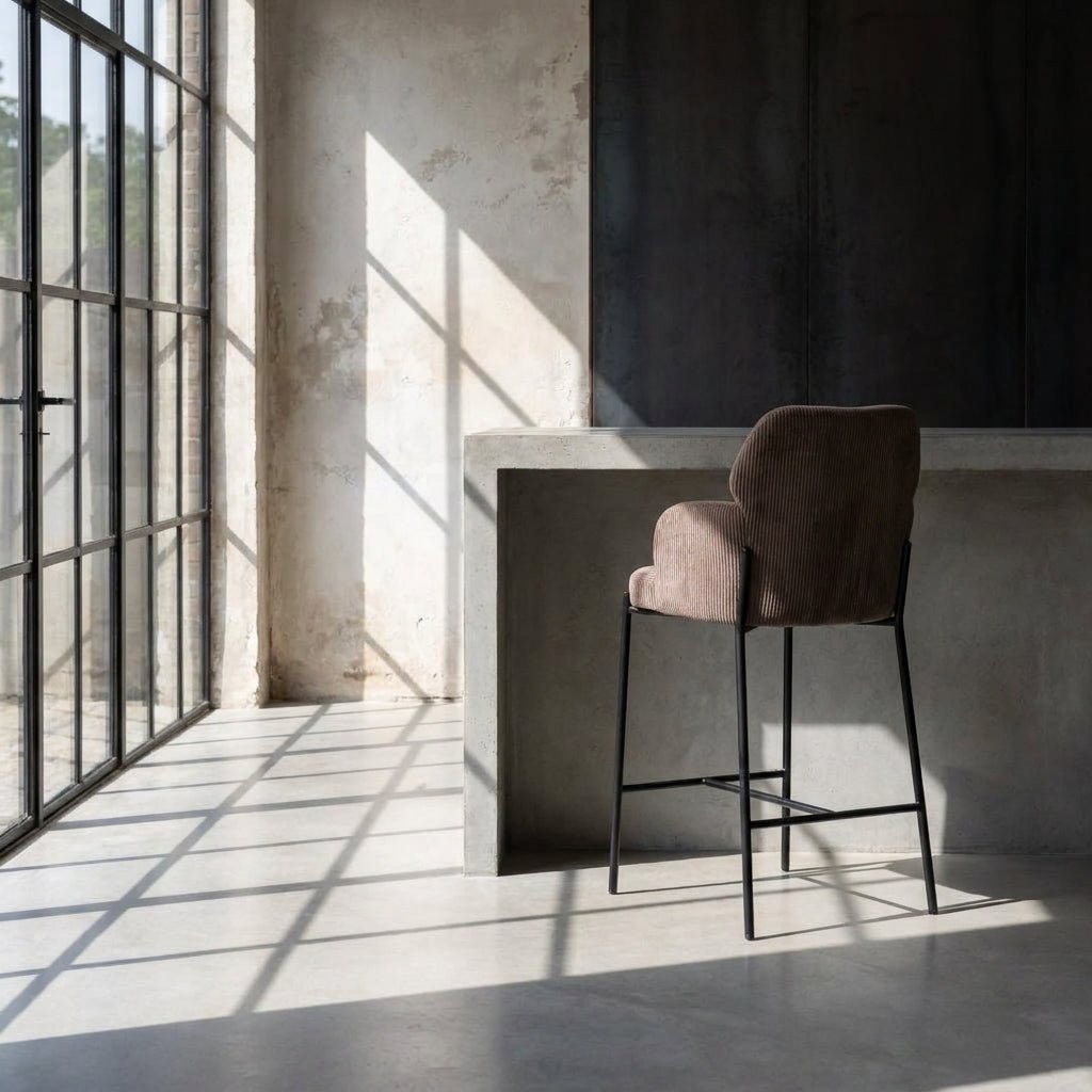 Tabouret Aria | Velours côtelé brun | Pieds en fer