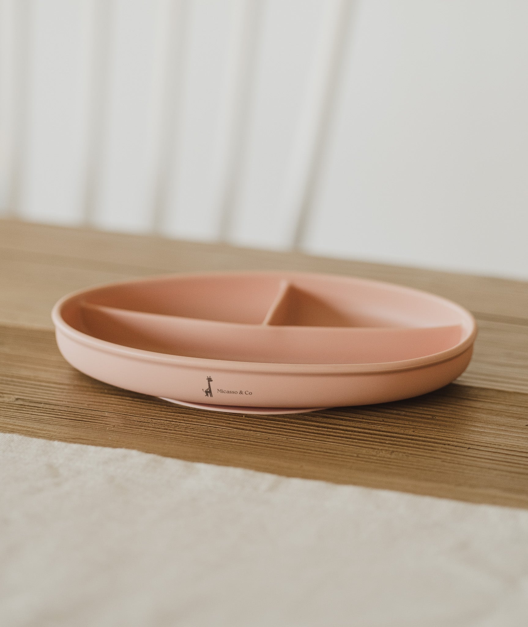 Assiette à succion divisée en silicone - Les Trouvailles de JustineBébés et tout - petitsMicassoandcoBlanc crème