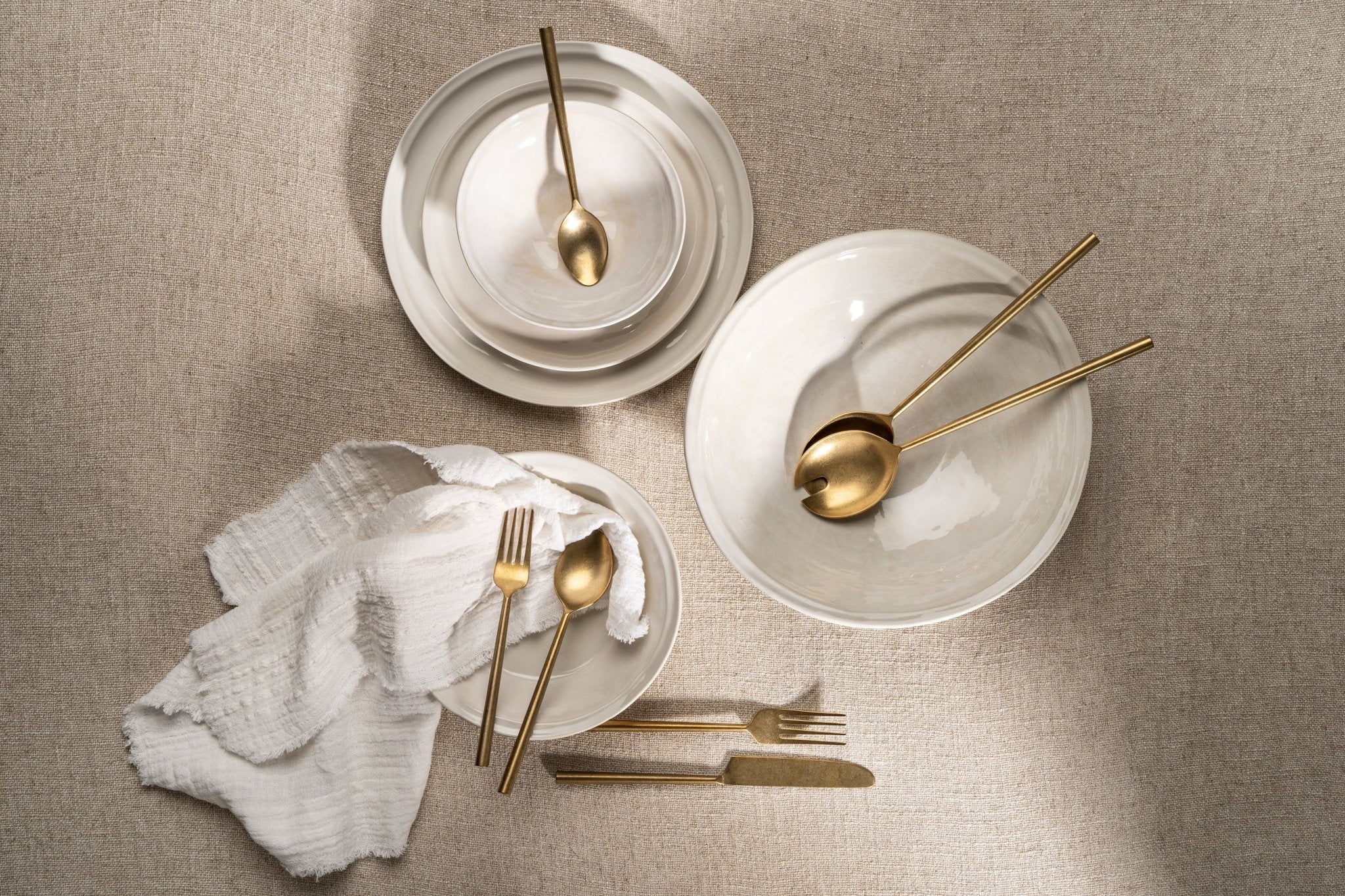 Assiette Highland | Façonnée à la main en grès - Les Trouvailles de JustineIndaba Home