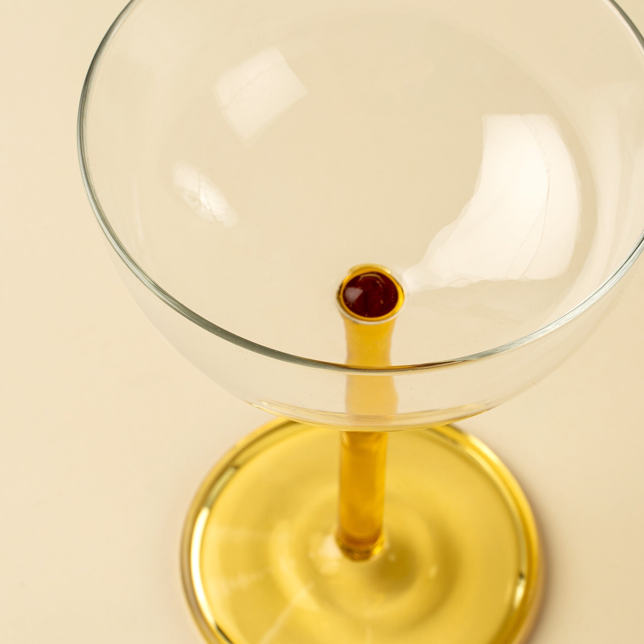 Aura Coupe, Ambre | Verre Raffiné | Fait à la main | Écoresponsable | Indaba - Les Trouvailles de JustineIndaba Home