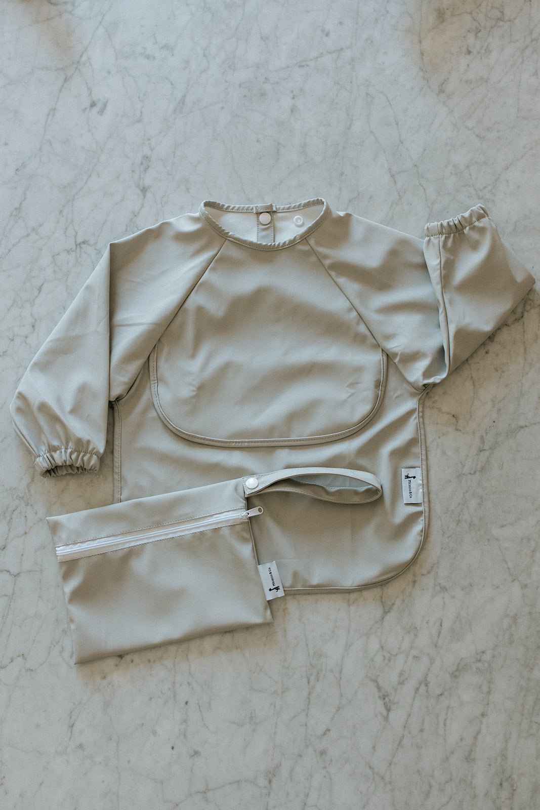 Bavette à manches longues avec pochette intégrée - Les Trouvailles de JustineBébés et tout - petitsMicassoandcoSaugeXS - 6 - 12 mois