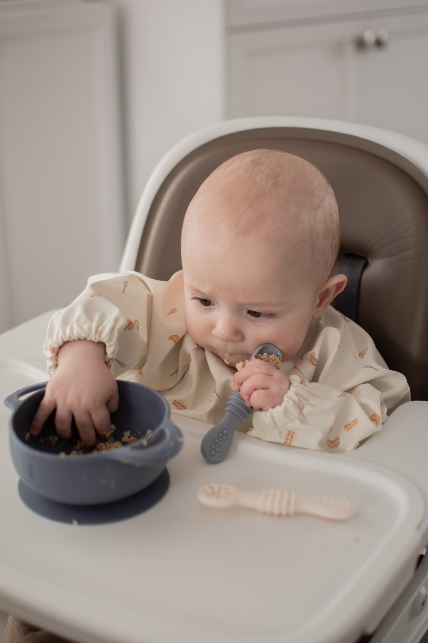 Bol en silicone à succion - Les Trouvailles de JustineBébés et tout - petitsMicassoandcoblanc crème