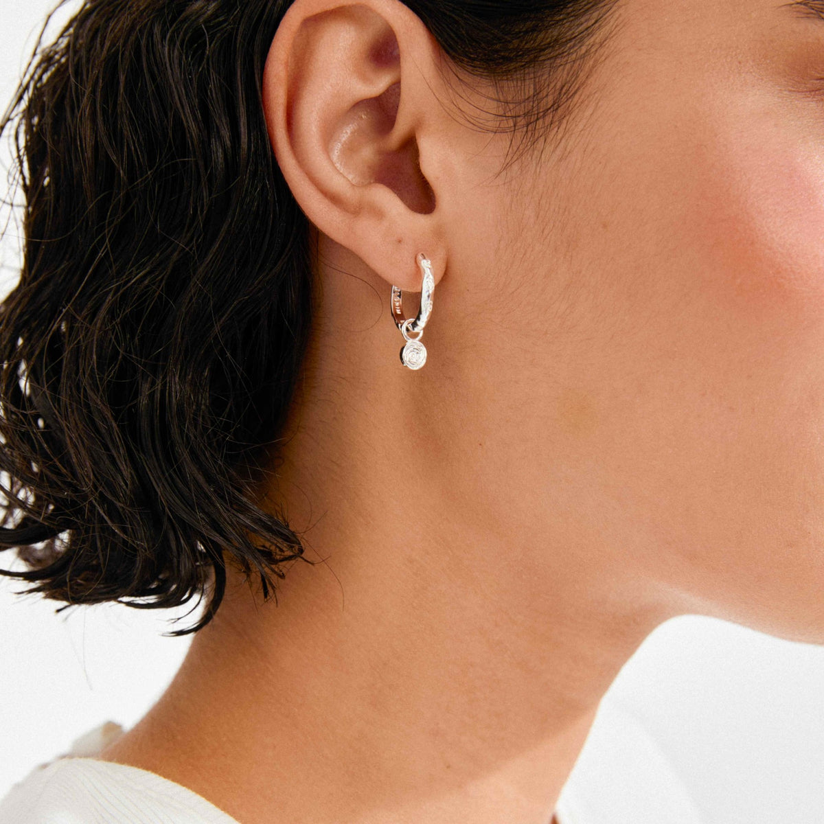 Boucles d’oreilles plaquées argent, anneau torsadé avec pendentif amovible