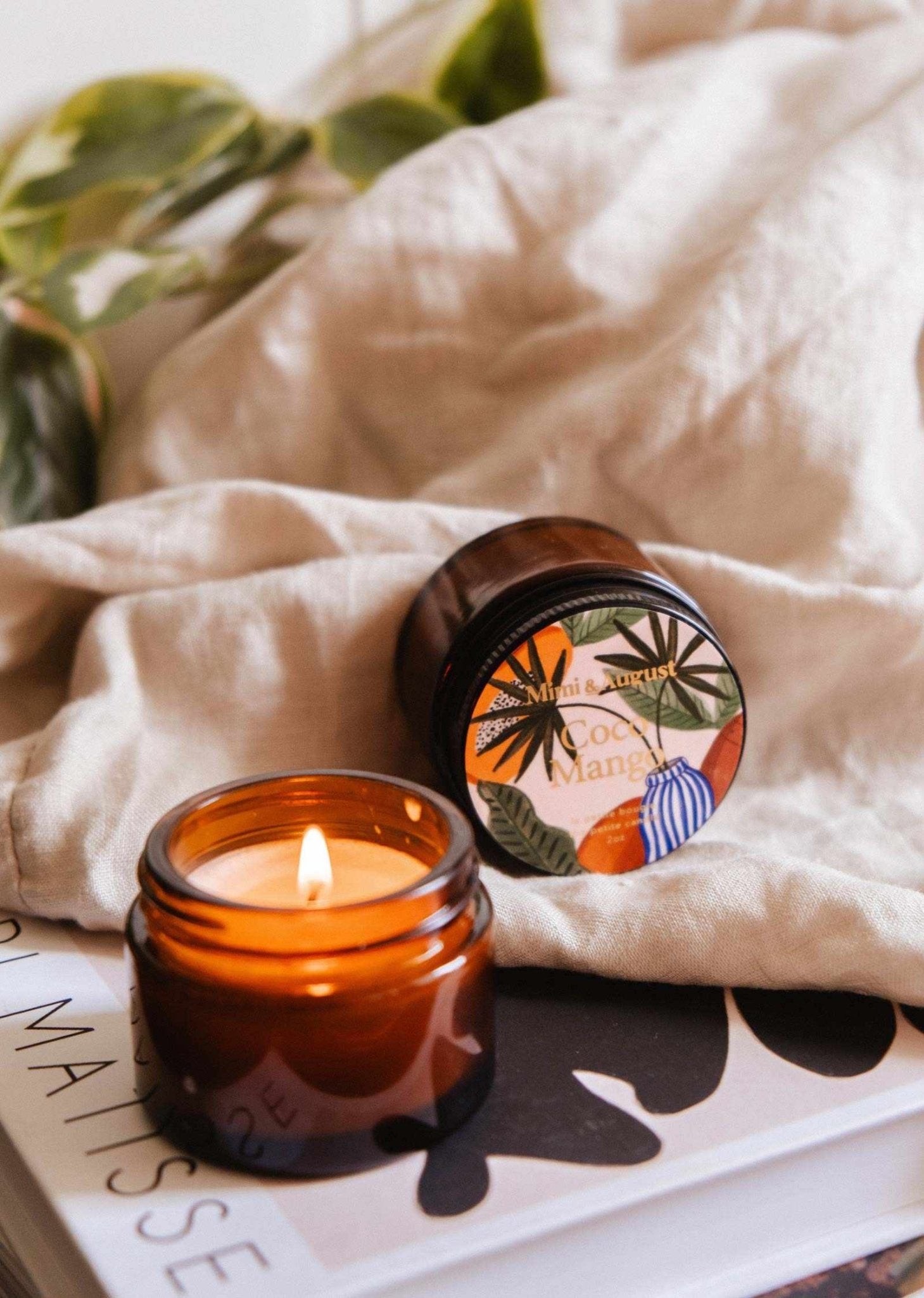 Bougie Coco Mango Mimi & August 2 oz parfum tropical coco mangue