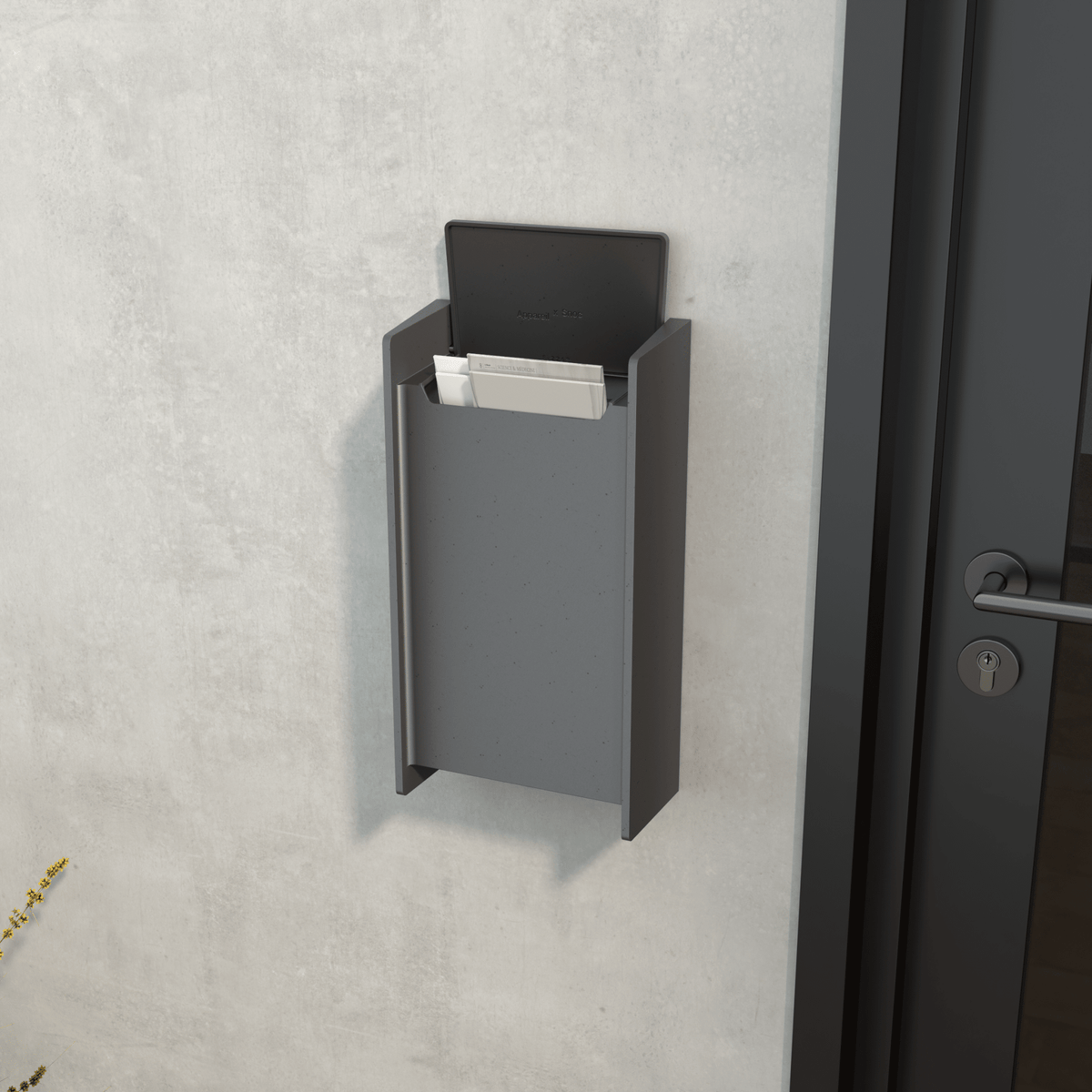 Boîte aux lettres verticale murale gris foncé, fente horizontale et auvent