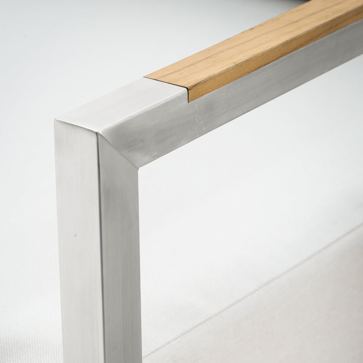 Causeuse Acacia | Acier inoxydable et teck | Coussins Sunbrella® - Les Trouvailles de JustineloveseatEncloverOuiGris ardoise