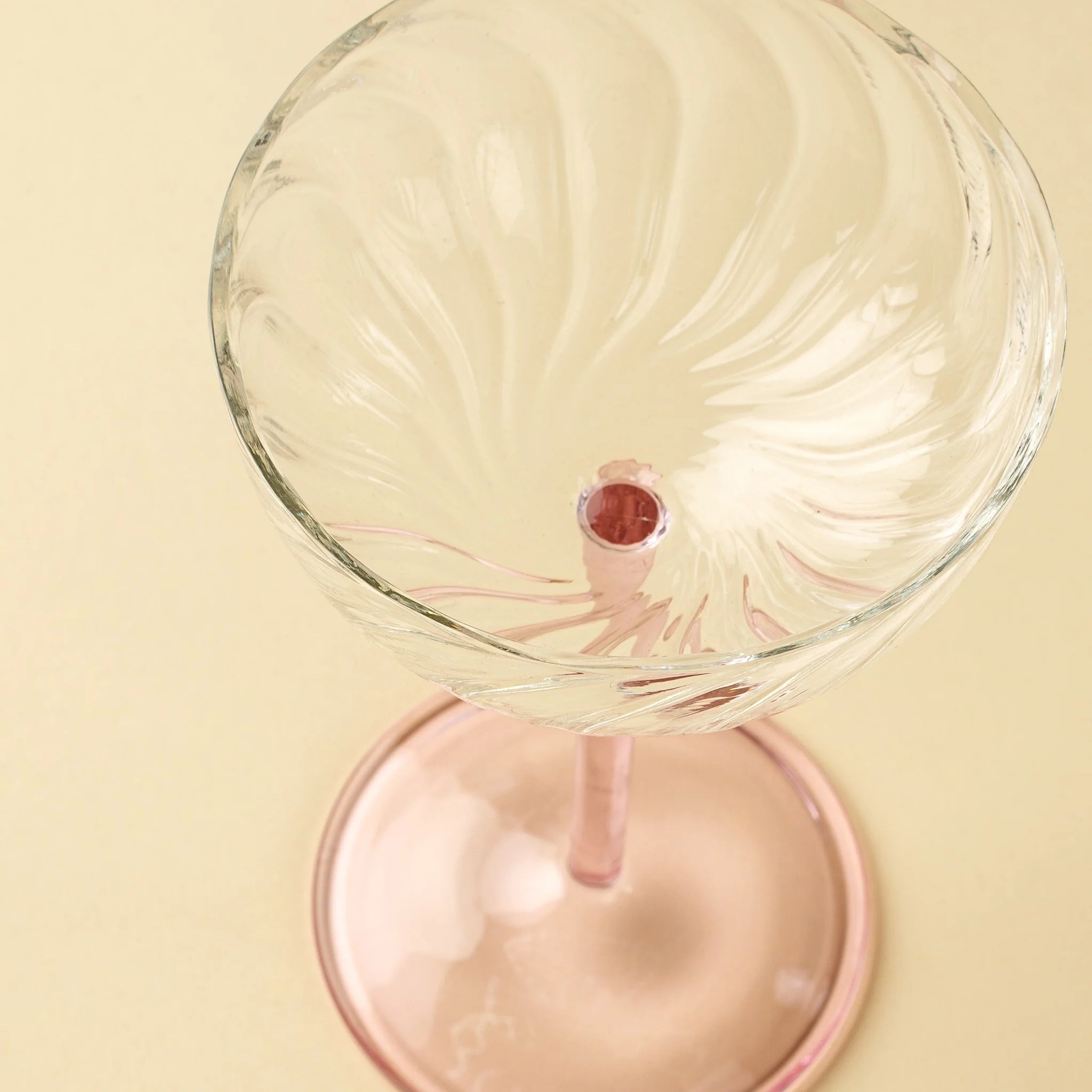 Celeste Coupe, Rose | Verre Raffiné | Fait à la main | Écoresponsable | Indaba - Les Trouvailles de JustineIndaba Home