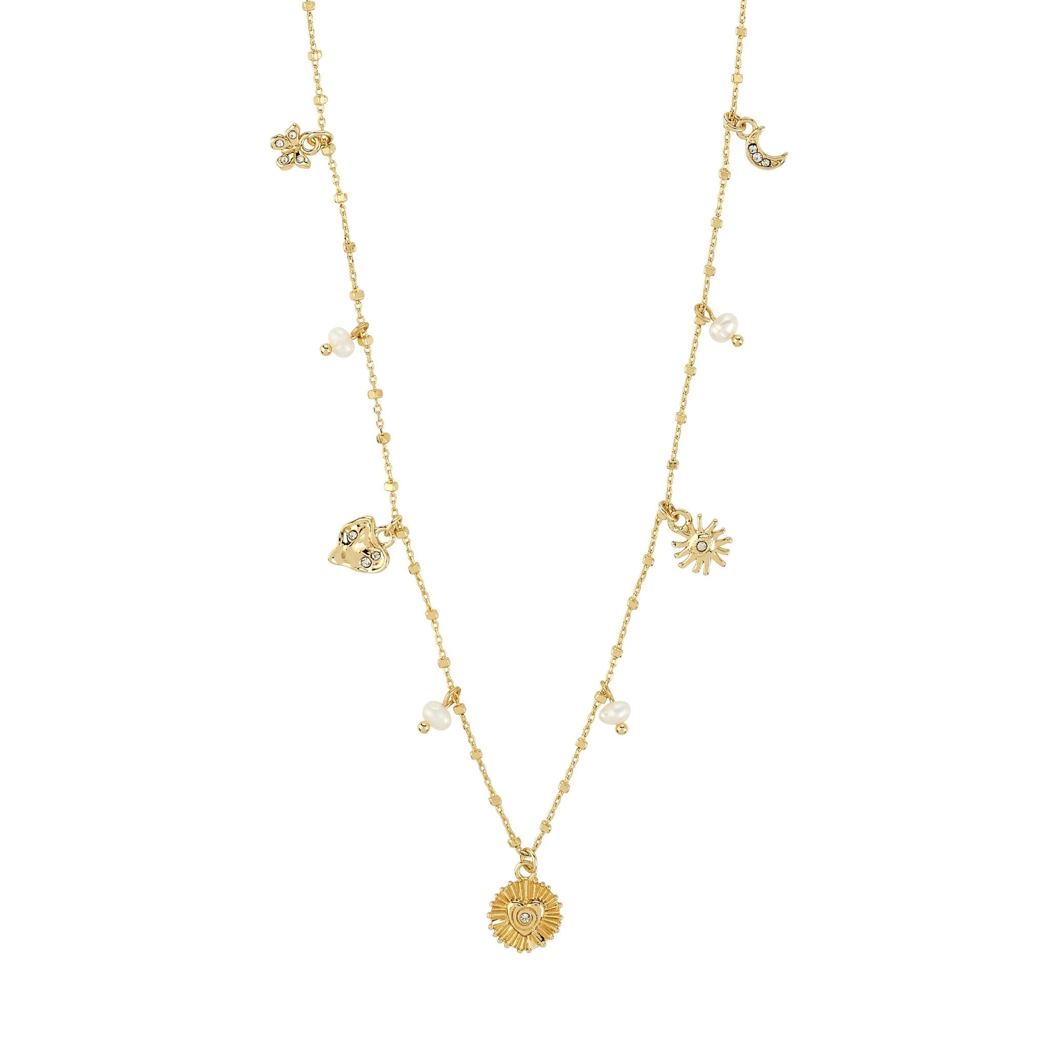 Collier MYLAN Pilgrim avec breloques symboliques soleil, lune et cœur, perles et finition plaquée or ou argent.