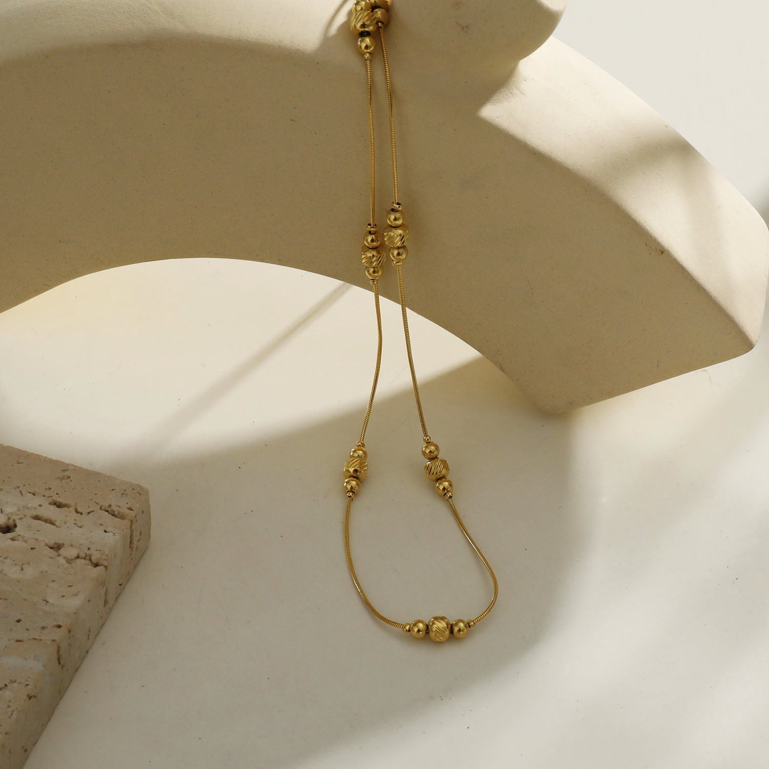 Collier PAULINA | Chaîne délicate à perles - Les Trouvailles de JustineHACKNEY NINE Jewellery