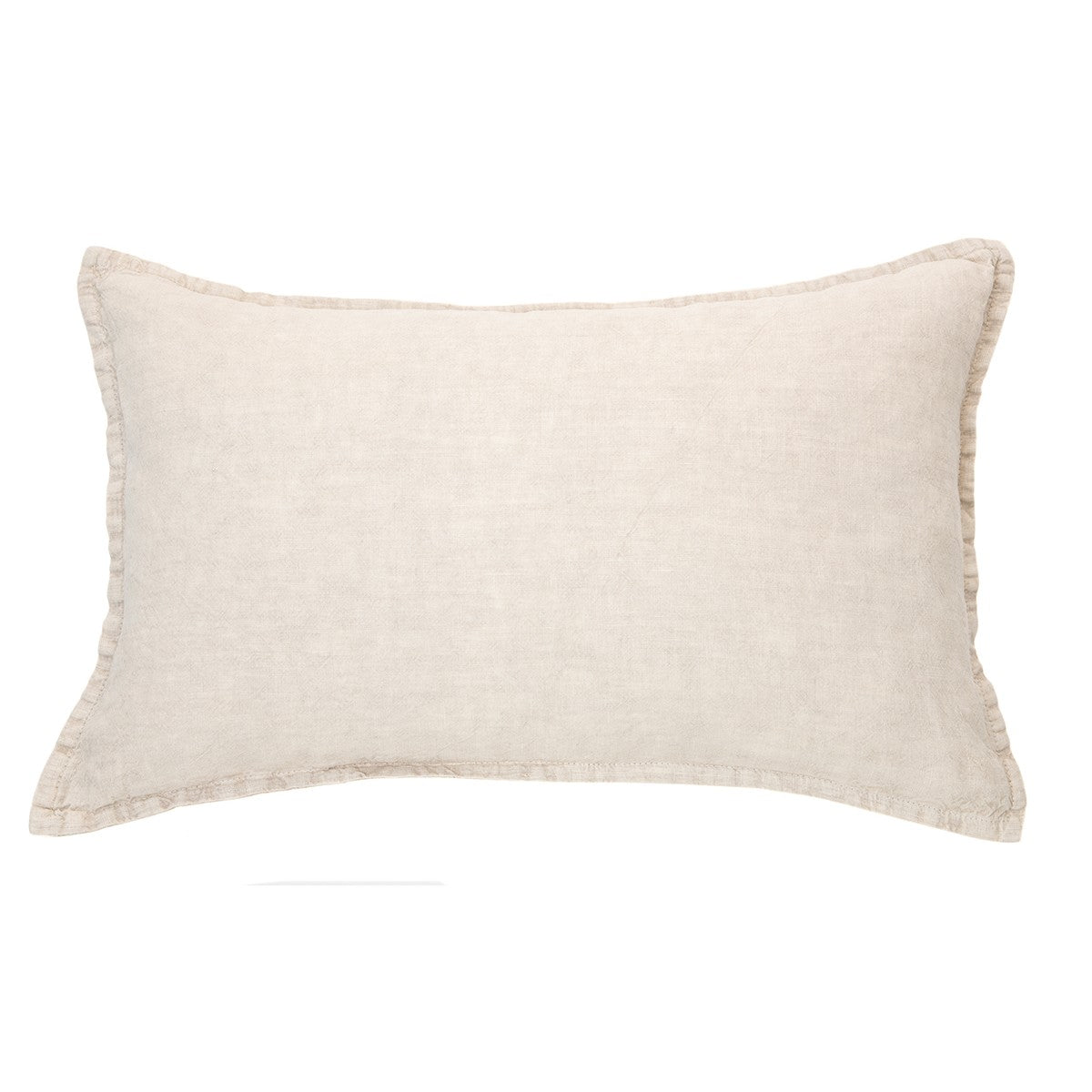 Coussin rectangulaire en lin naturel, coutures apparentes, taie beige clair