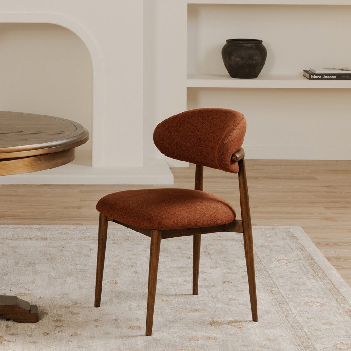 Chaise de salle à manger Etta | Style mid-century | 4 options de revêtement