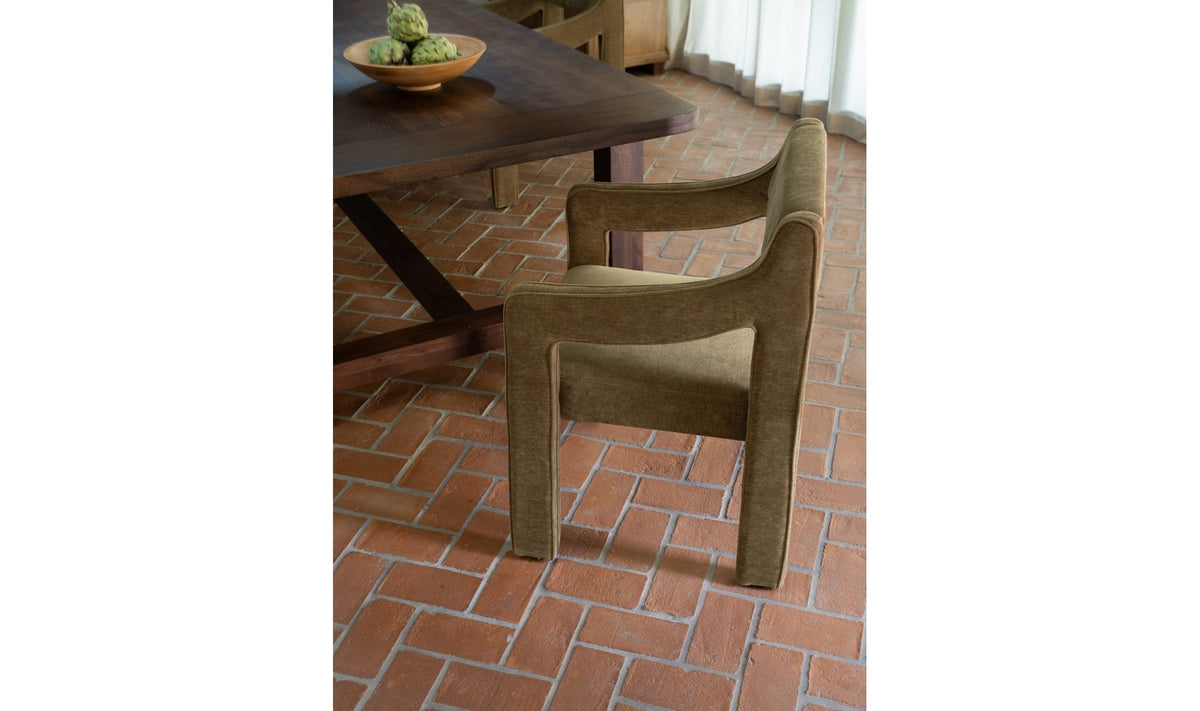 Chaise de salle à manger Evelyn | Accoudoirs rembourrés | 2 options de revêtement