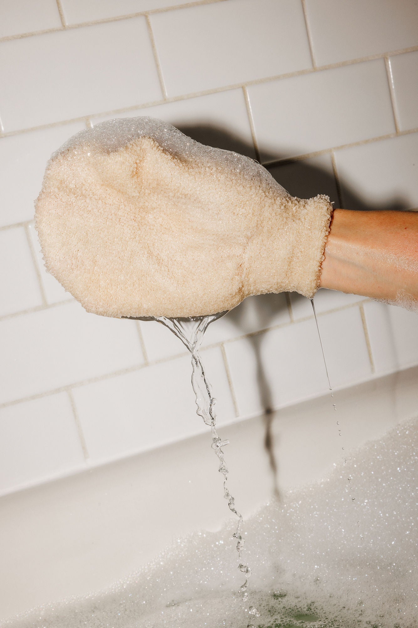 Gant de bain en coton biologique | Exfoliation douce pour la peau | Health Hut - Les Trouvailles de JustineHealth Hut