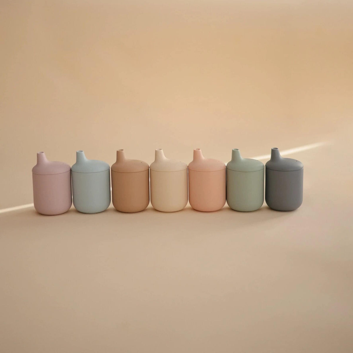 Gobelets bébé en silicone à bec, coloris variés, sans BPA