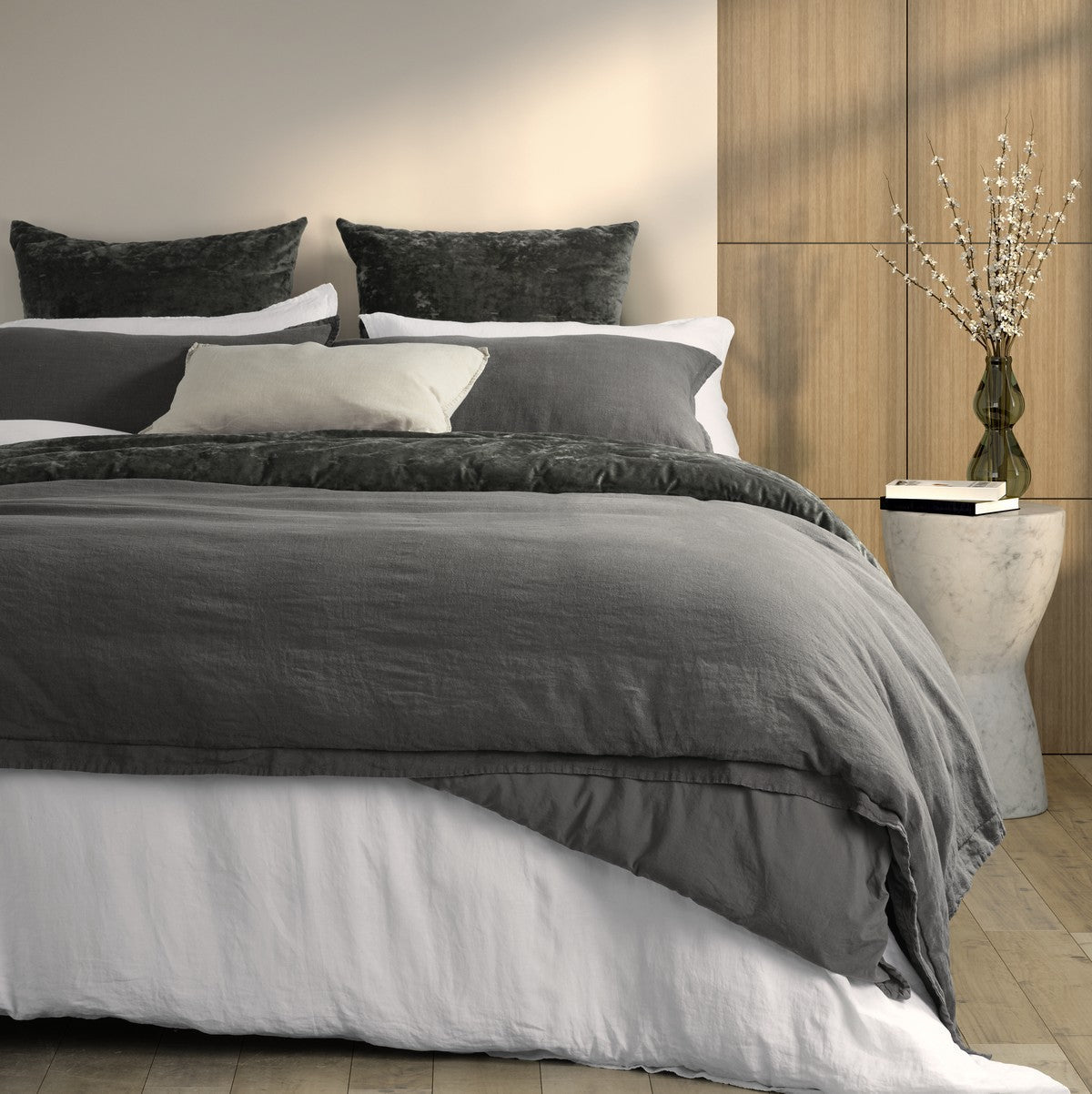 Housse de couette en lin gris charcoal Brunelli, style élégant et naturel