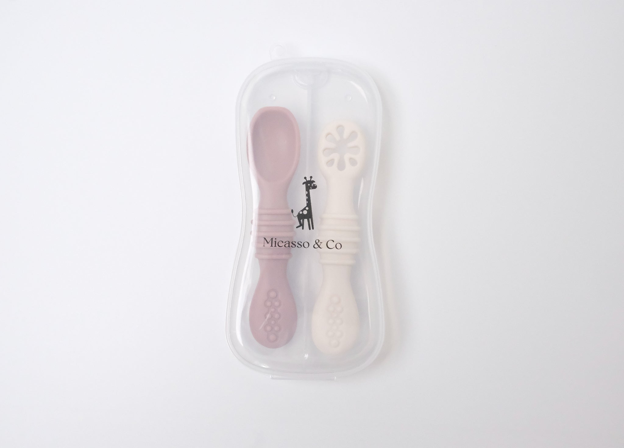 Les cuillères d'apprentissage en silicone - Les Trouvailles de JustineBébés et tout - petitsMicassoandcoblanc et bleu pâle