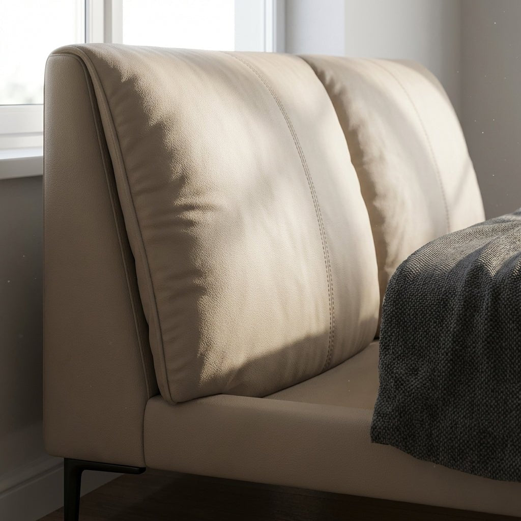 Lit King rembourré Aarhus | Lit plateforme moderne | Cuir pleine fleur véritable | Cadre en bois massif | Sommier à lattes intégré - Les Trouvailles de JustinebedAltera