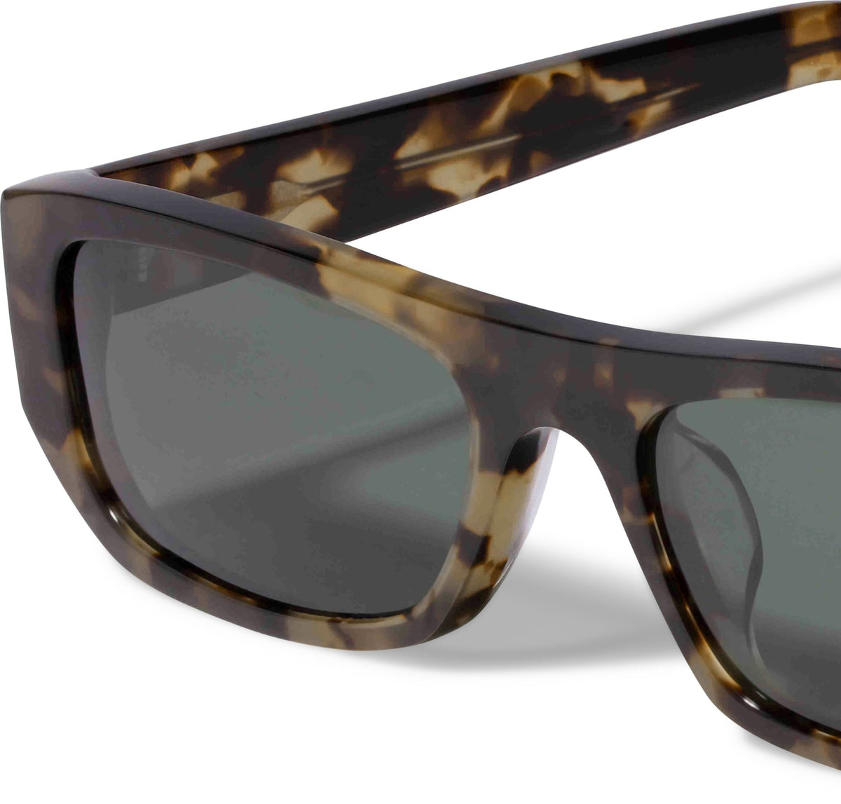 Lunettes de soleil à monture rectangulaire écaille de tortue, verres foncés