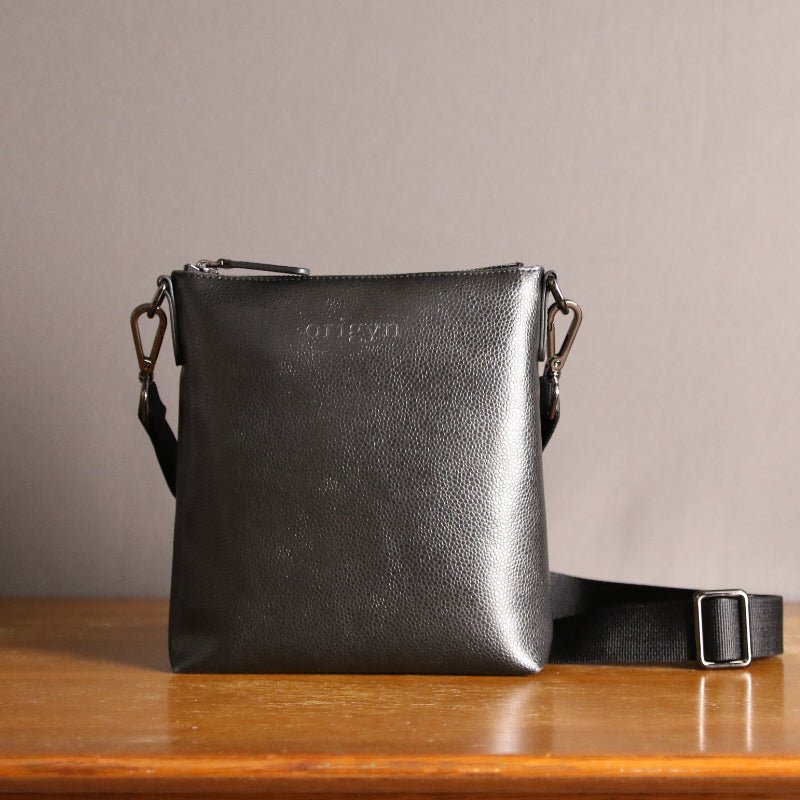 Origyn 04 | Sac à Main Zippé en Cuir Végétal Vegan | Fabriqué avec MIRUM® sans Plastique - Les Trouvailles de JustineHandbagOrigynNoir