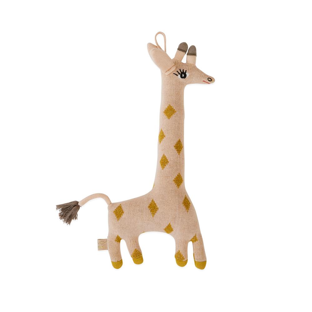 Peluche Baby Guggi Girafe en coton tricoté rose et ambre par OYOY MINI